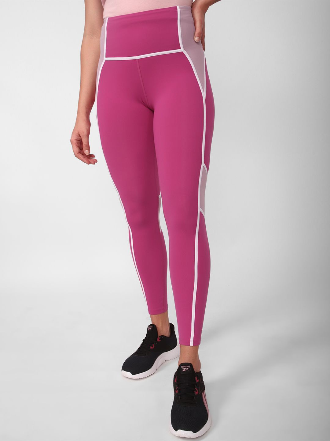 

Reebok Solid Fitness TS LUX HR Tights, Pink