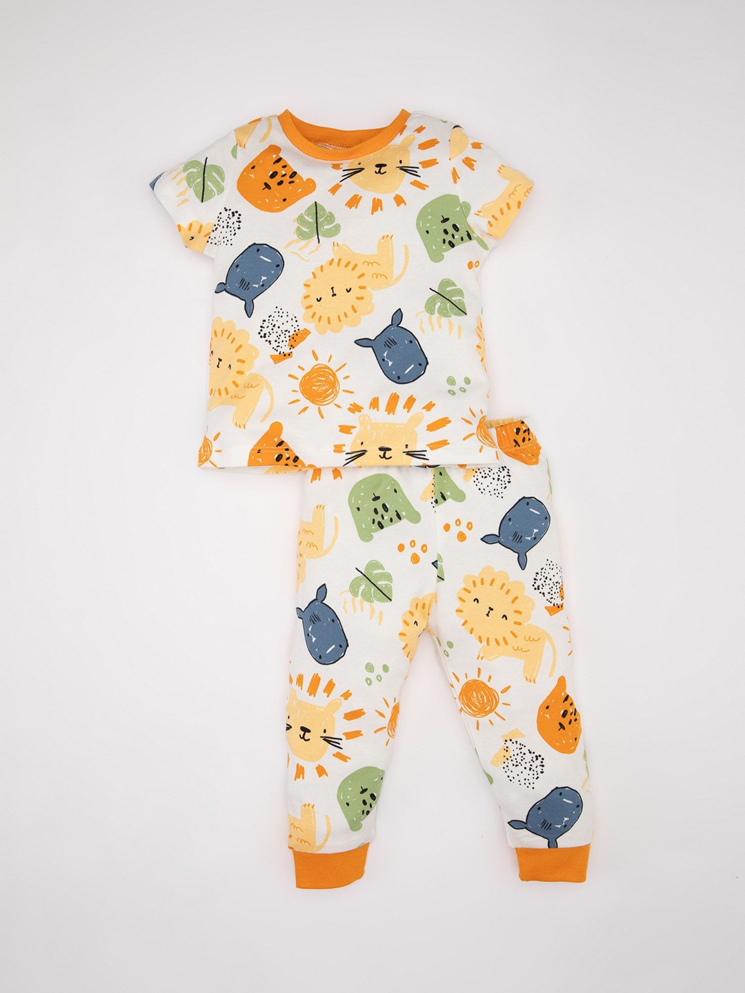 

DeFacto Boys Printed Pure Cotton Night Suit, Orange