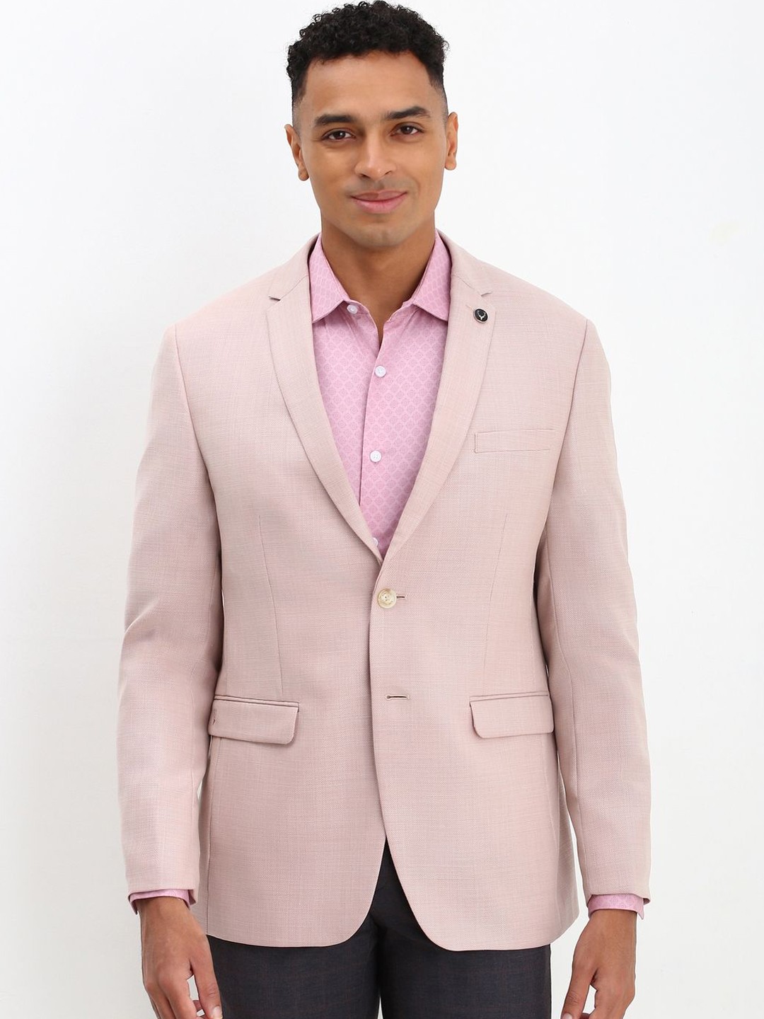

Allen Solly Slim Fit Single Breasted Formal Blazers, Pink