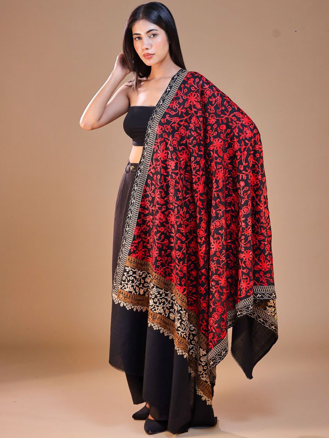 

SWI Stylish Floral Embroidered Aari Work Shawl, Black