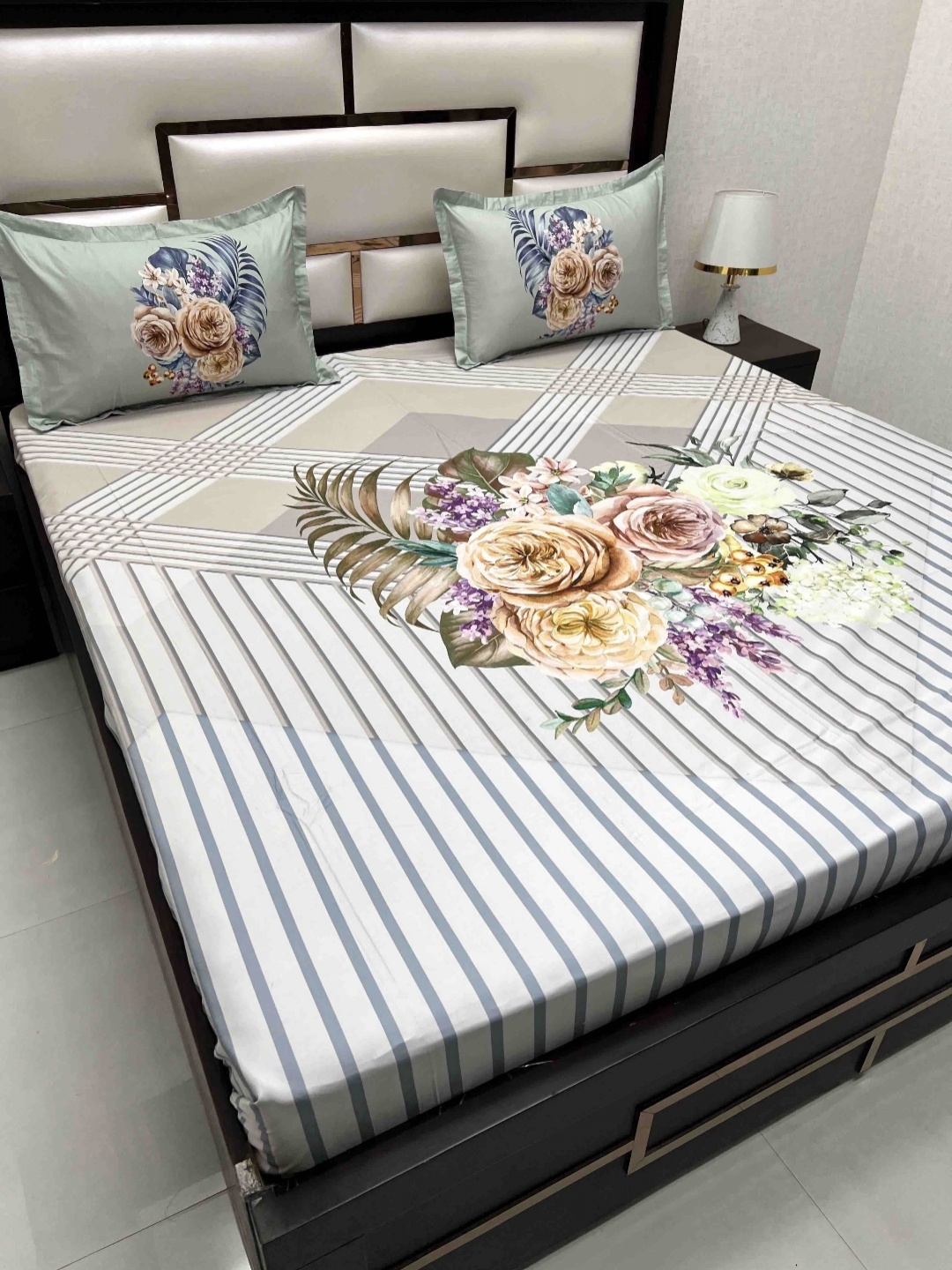 

Pure Decor White Floral Printed 350 TC Pure Cotton King Bedsheet with 2 Pillow Covers