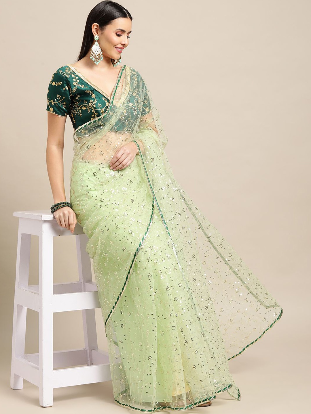 

Warthy Ent Floral Embroidered Net Saree, Green