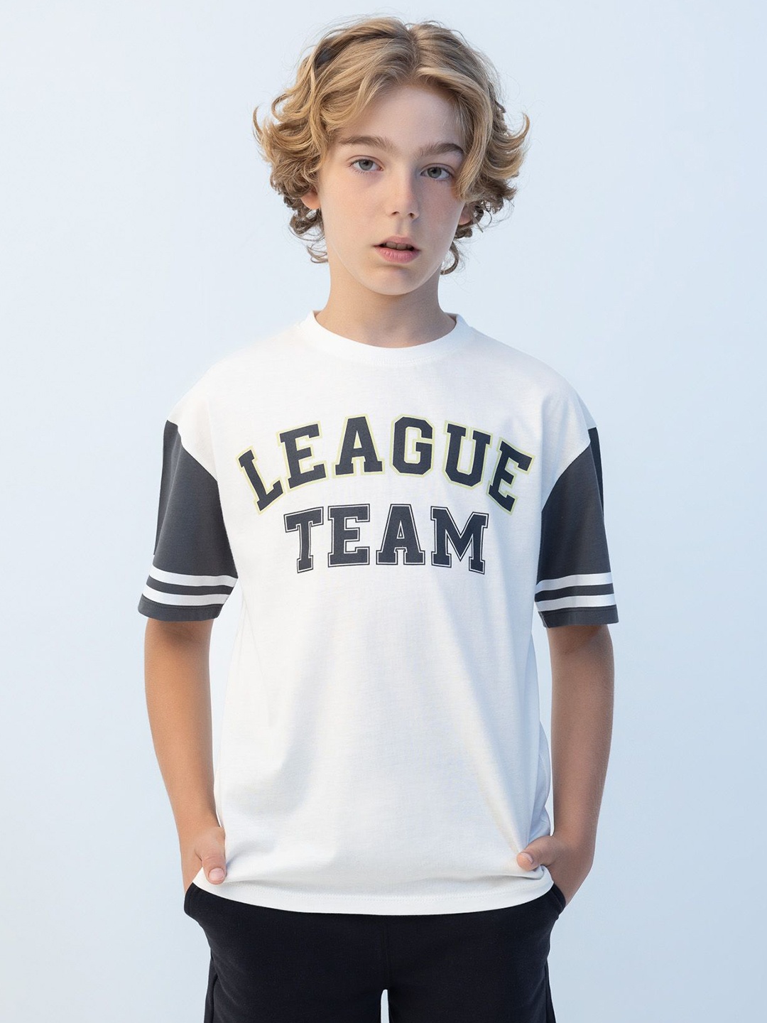 

DeFacto Boys Typography Printed Round Neck Cotton T-shirt, White