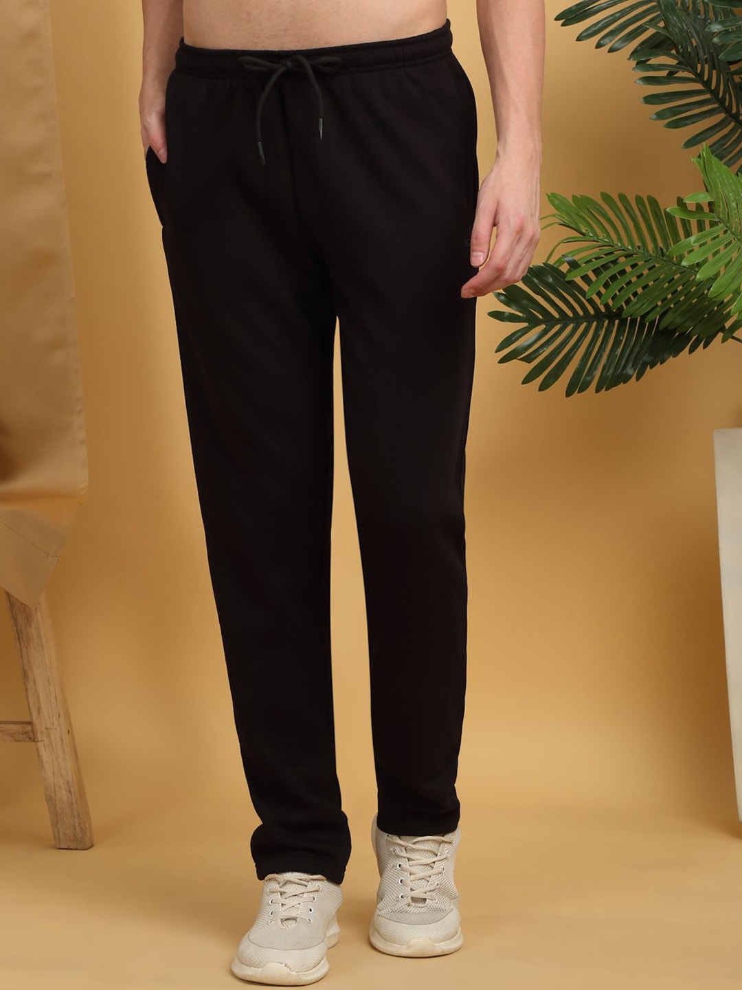 

Sweet Dreams Men Mid-Rise Track Pants, Black