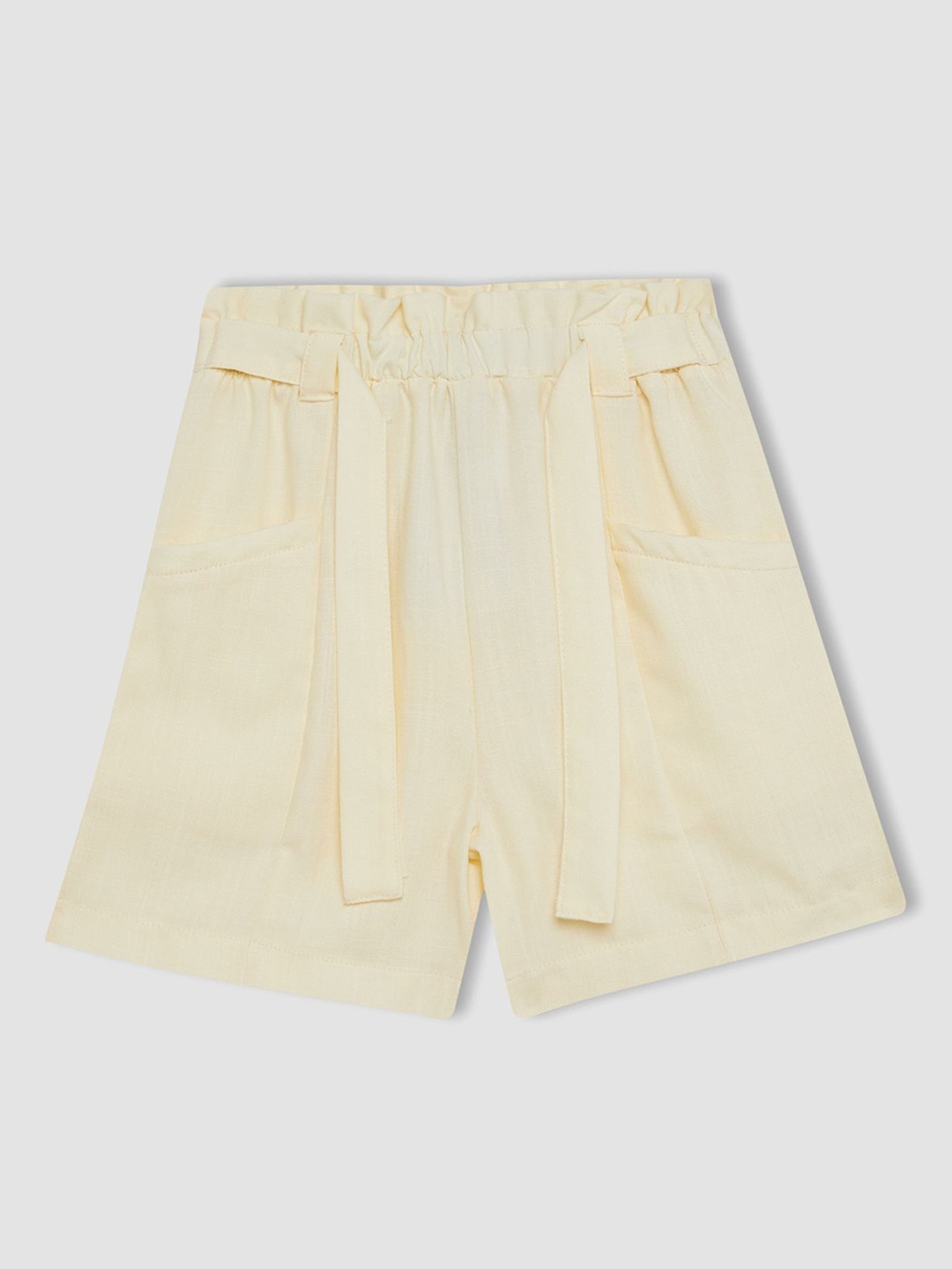 

DeFacto Girls Regular Fit Shorts, Cream