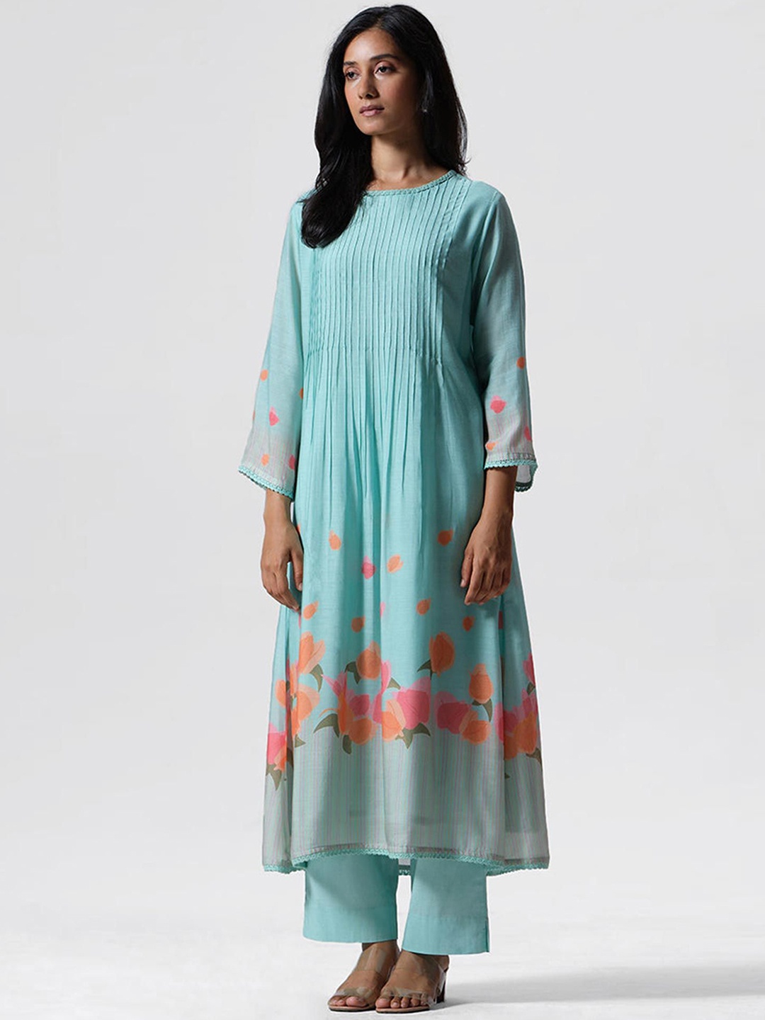 

Ganga Floral Printed Raw Silk Anarkali Kurta With Palazzos, Blue