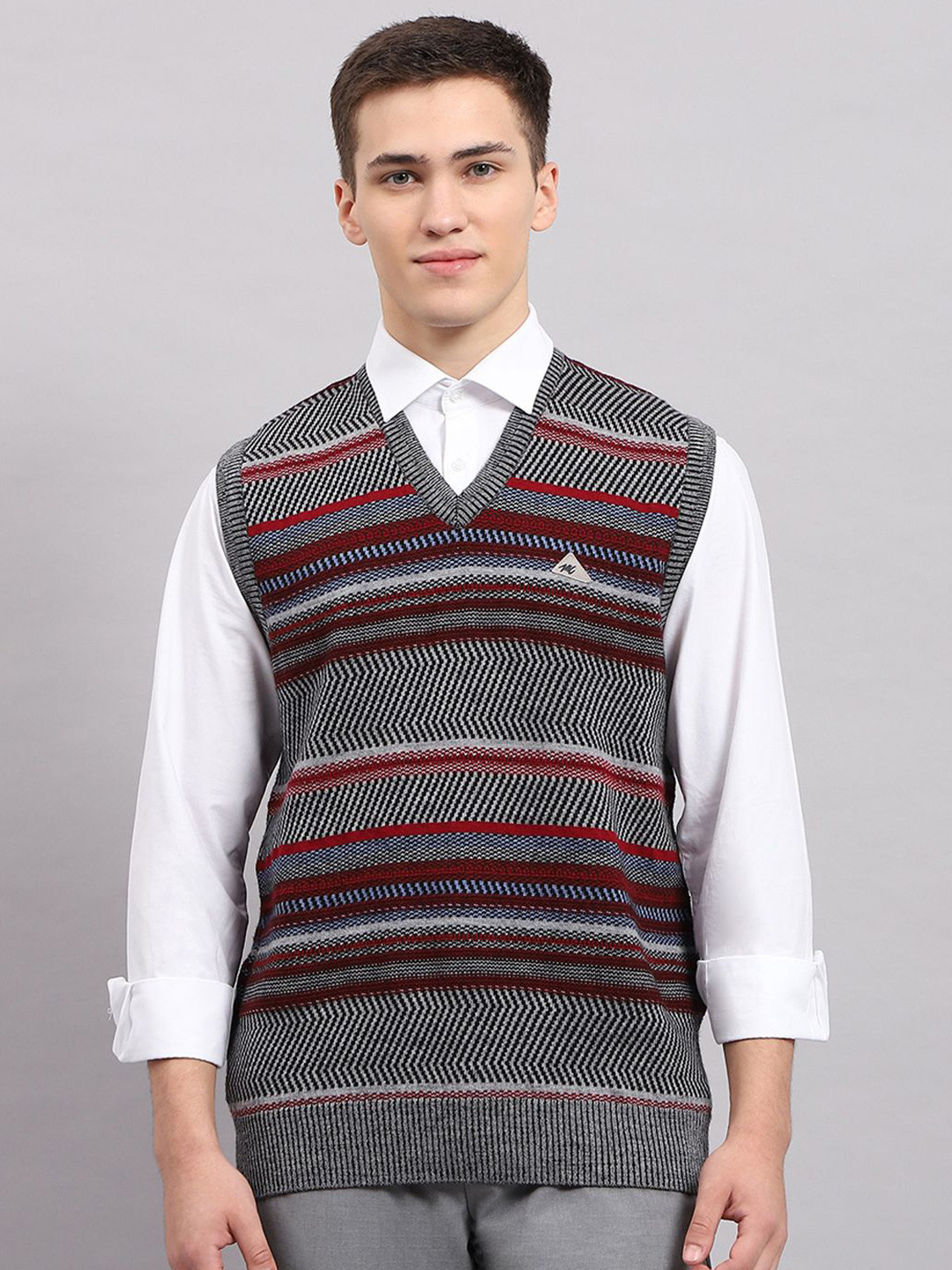 

Monte Carlo Men Striped Woollen Sweater Vest, Grey