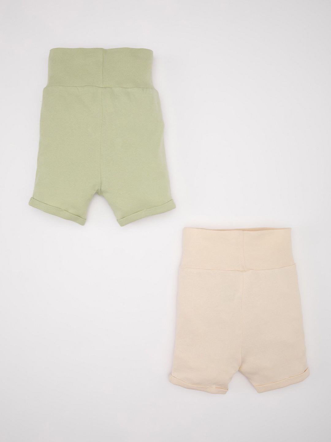 

DeFacto Boys Shorts, Na