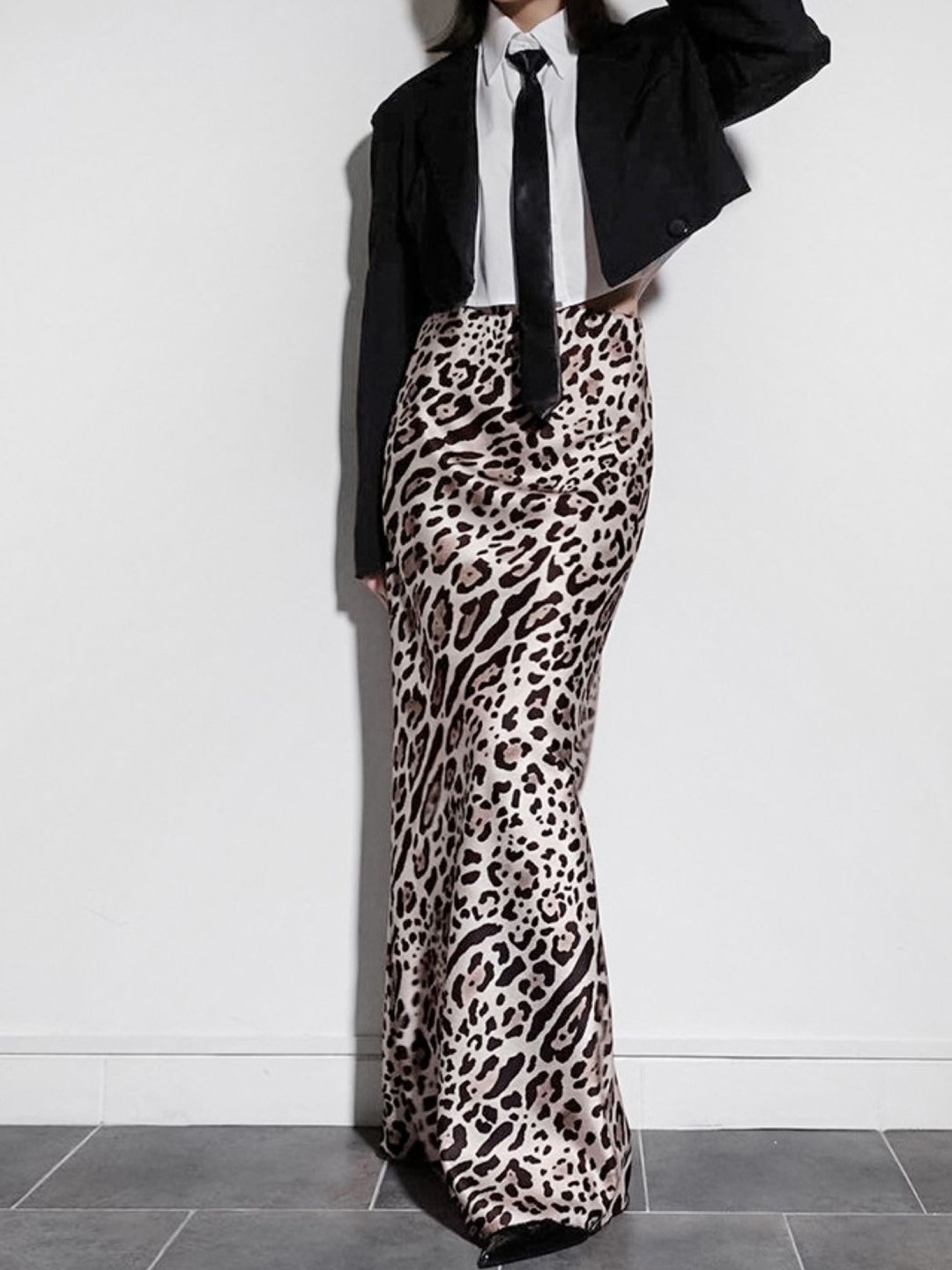 

KPOP Printed Women Straight Maxi Skirt, Brown