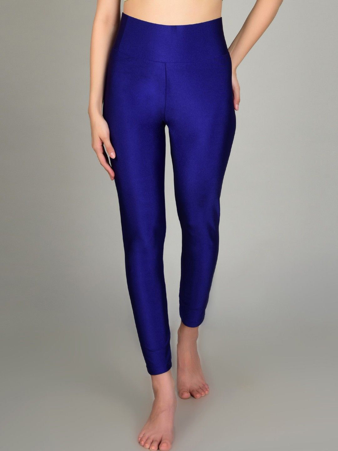 

Poftik Women Slim-Fit Ankle-Length Workout Tights, Navy blue