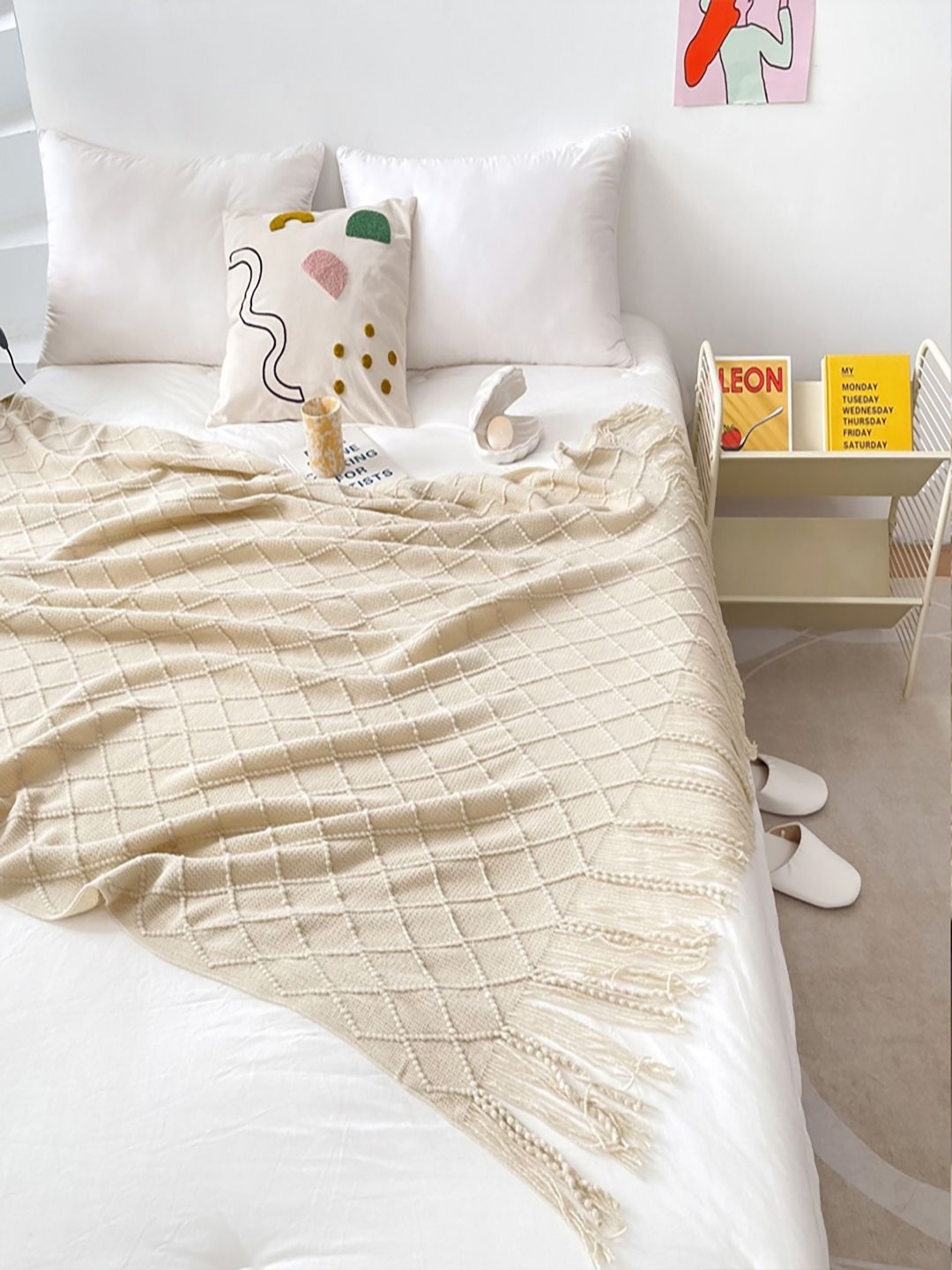 

JC HOME White Geometric AC Room 300 GSM Single Bed Blanket