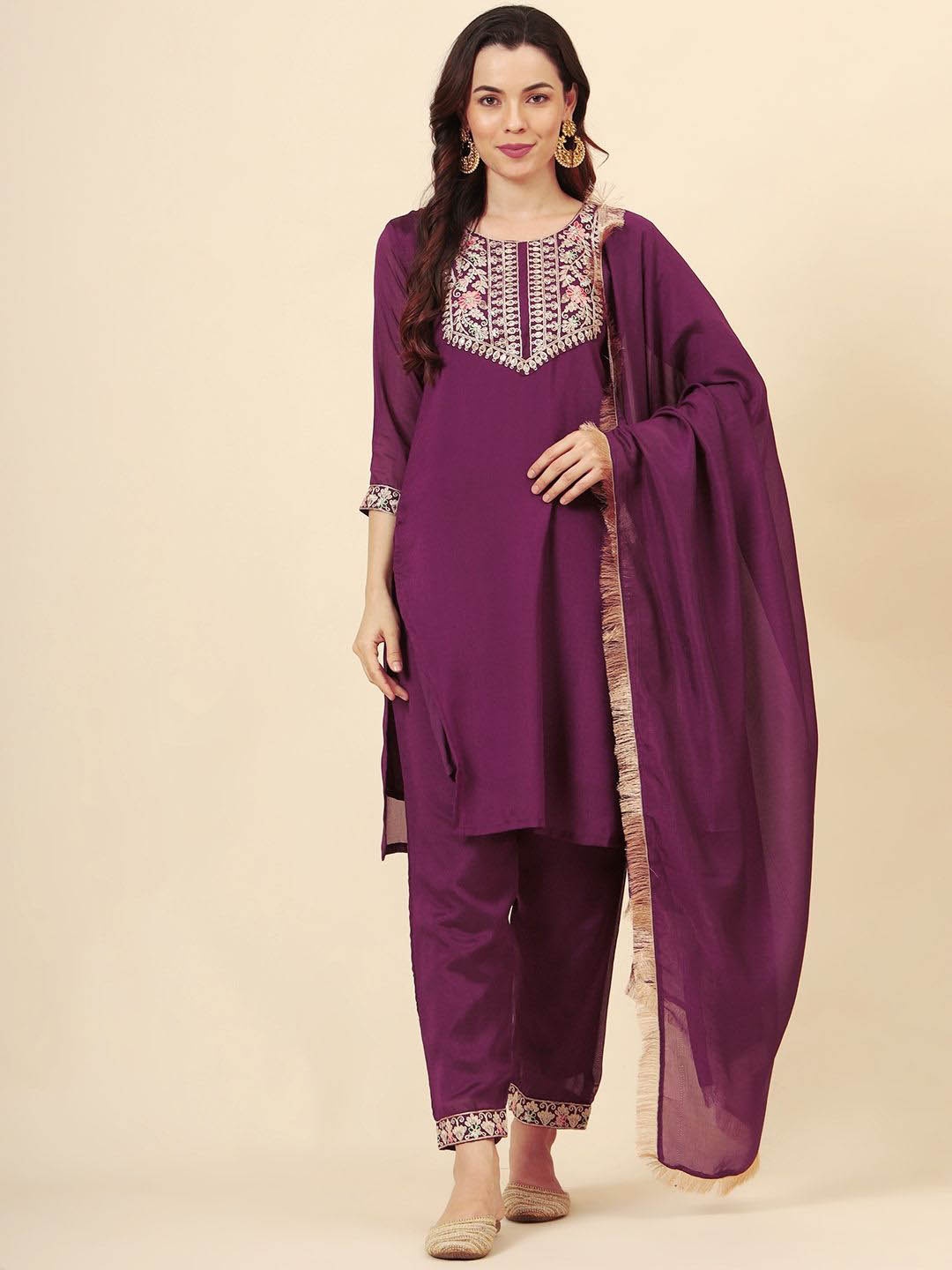 

VAIRAGEE Embroidered Thread Work Straight Kurta with Trousers & With Dupatta, Purple