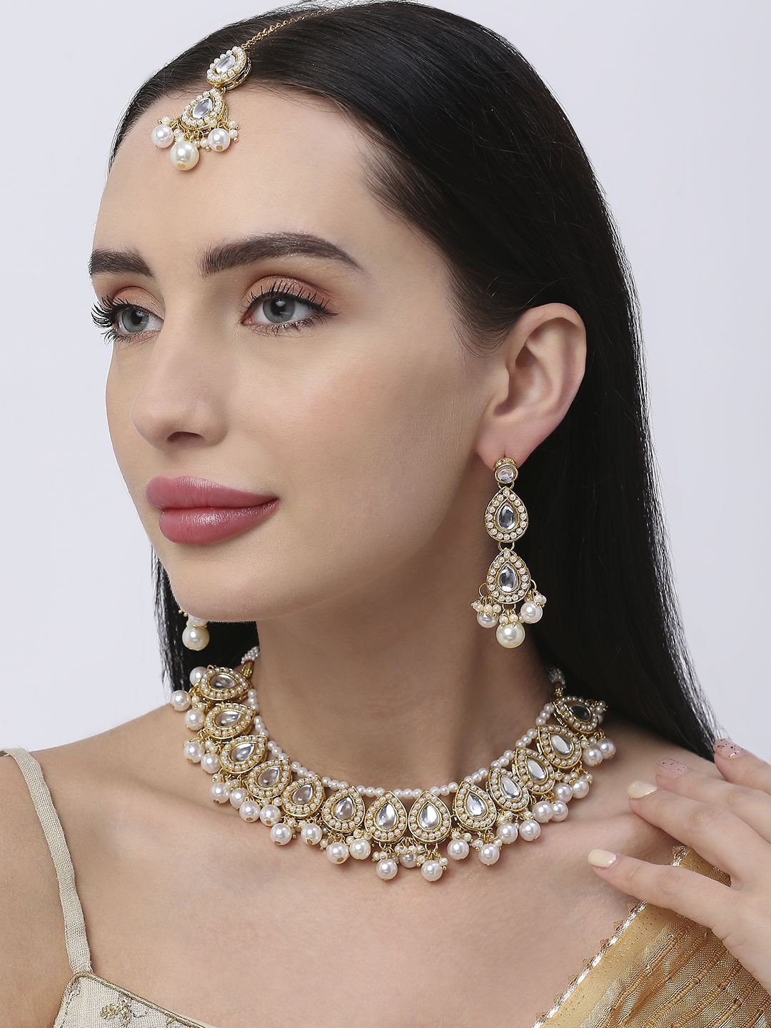 

Anouk Kundan-Studded & Beaded Jadau Necklace And Earrings With Maang Tika, Gold