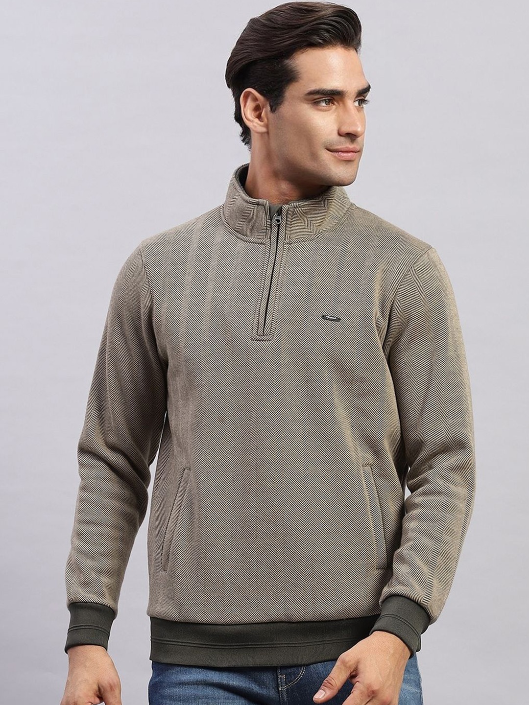 

Monte Carlo Men Self Design Sweatshirt, Olive