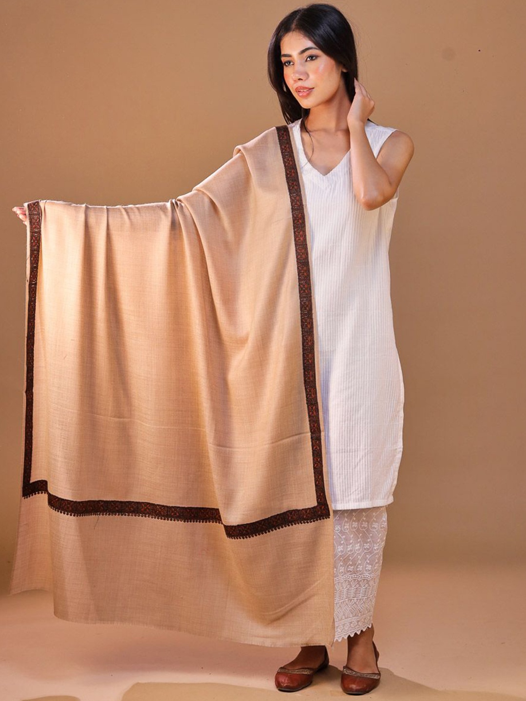 

SWI Stylish Floral Embroidered Woolen Shawl, Beige