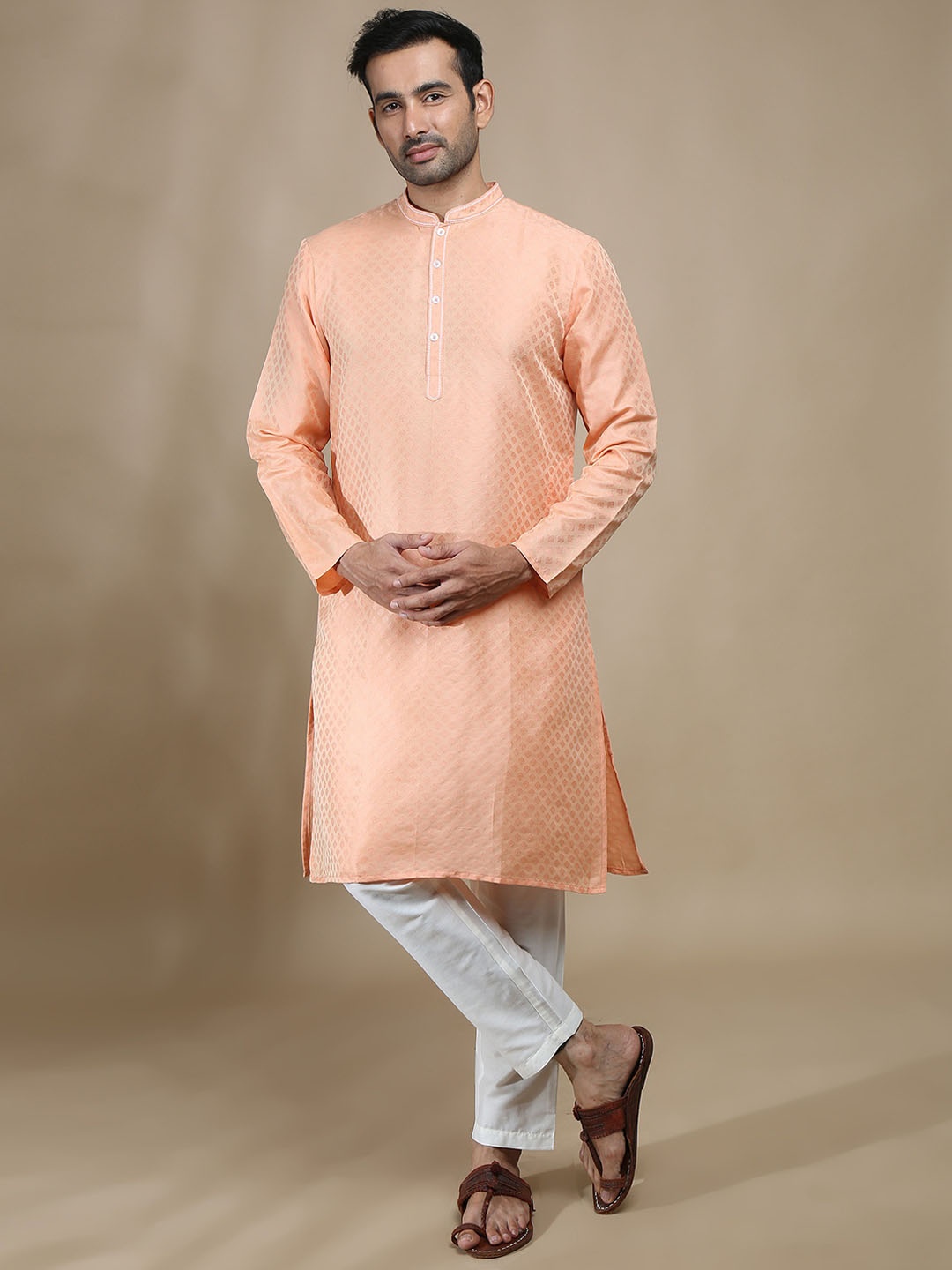 

FILORI Ethnic Motifs Woven Design Zari Jacquard Weave Straight Kurta with Pyjamas, Peach