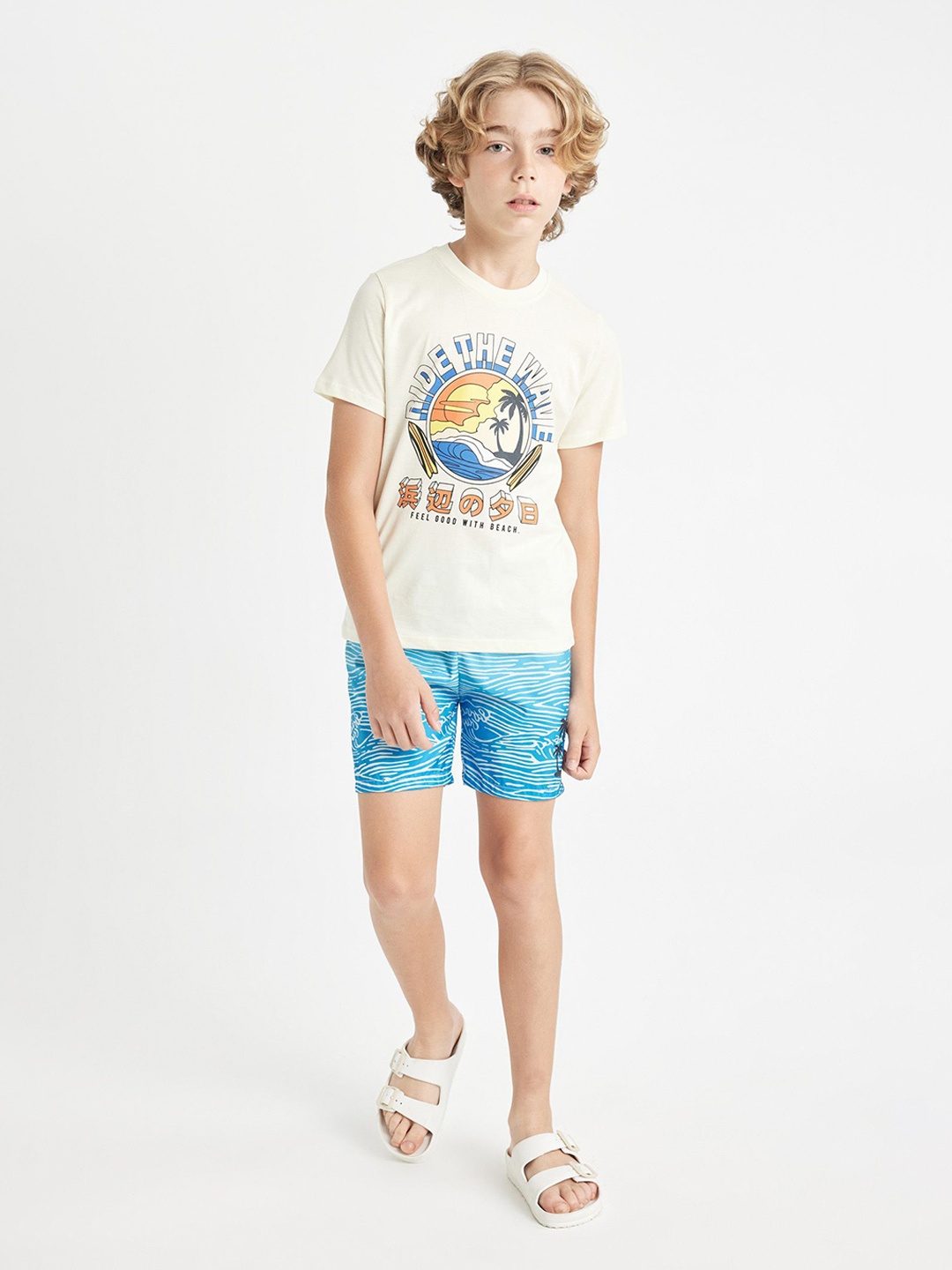 

DeFacto Boys Printed T-shirt with Shorts, Cream