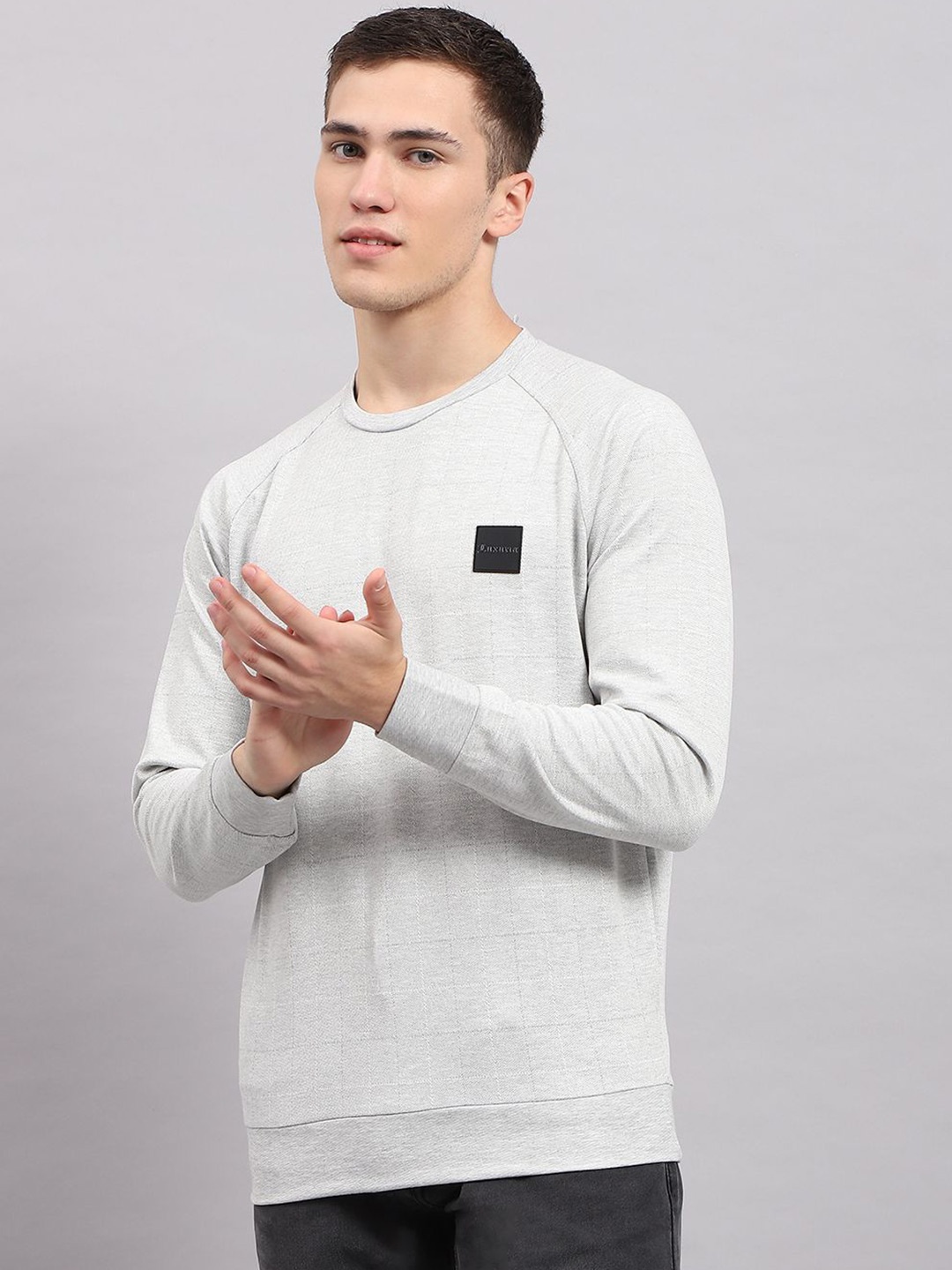 

Monte Carlo Men Round Neck Solid Sweatshirt, Grey