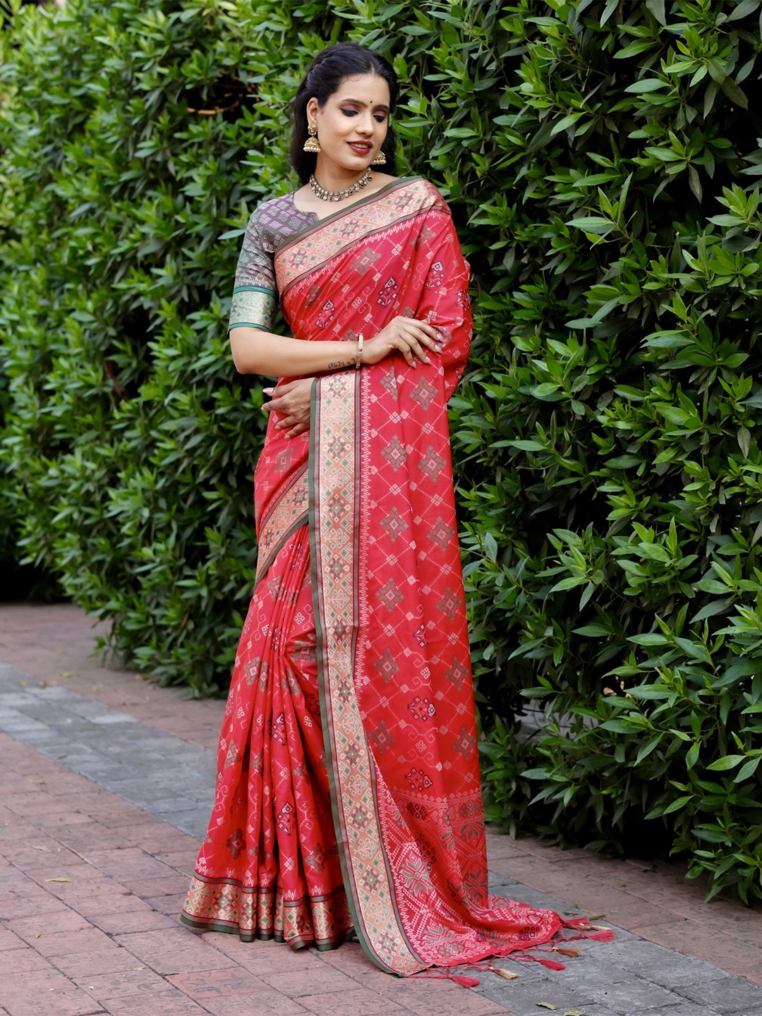 

Anaita Woven Design Zari Pure Silk Ikat Saree, Red