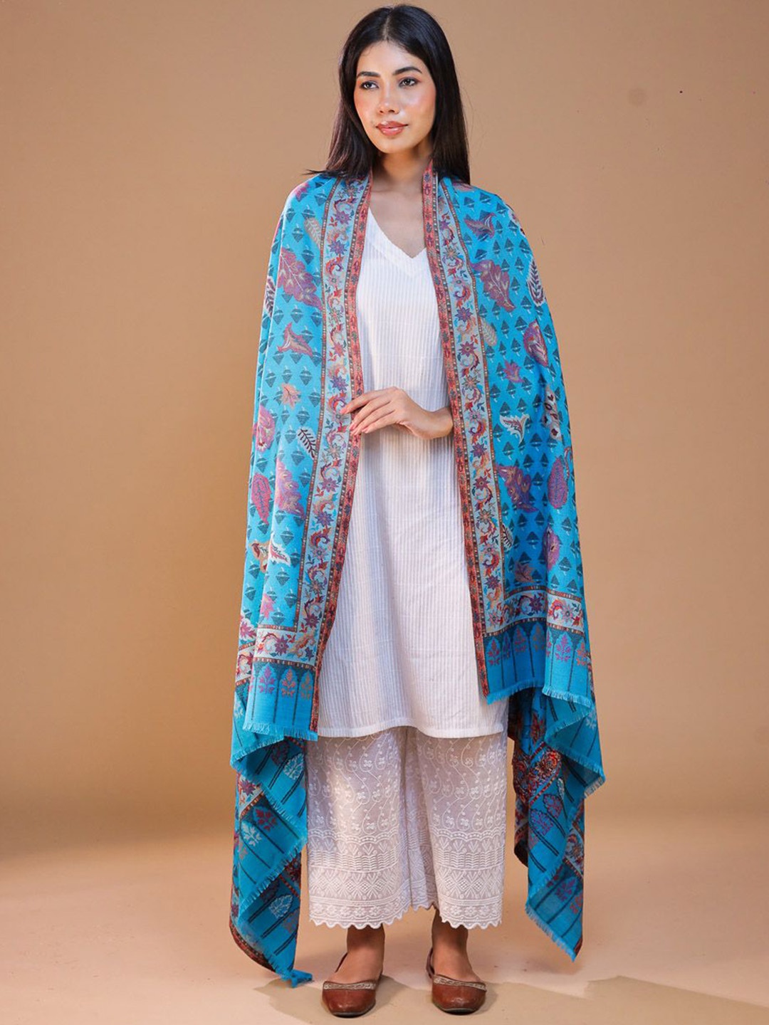 

SWI Stylish Ethnic Motifs Woven Design Woolen Shawl, Turquoise blue