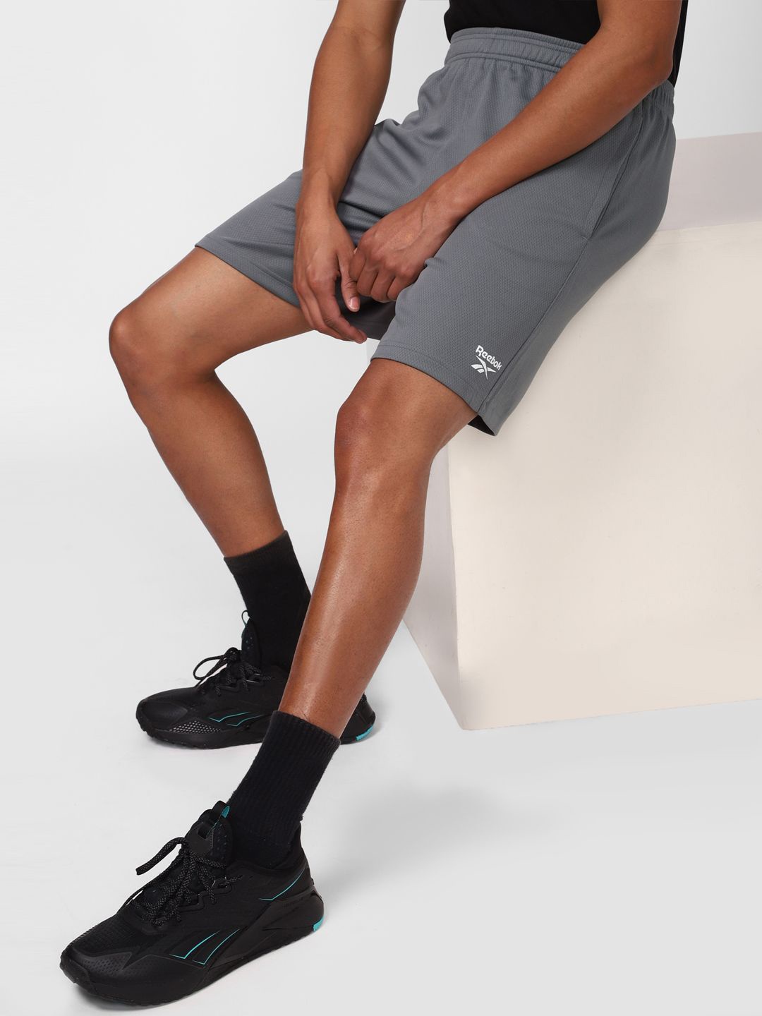 

Reebok Men Training FND Poly Knit Shorts, Grey