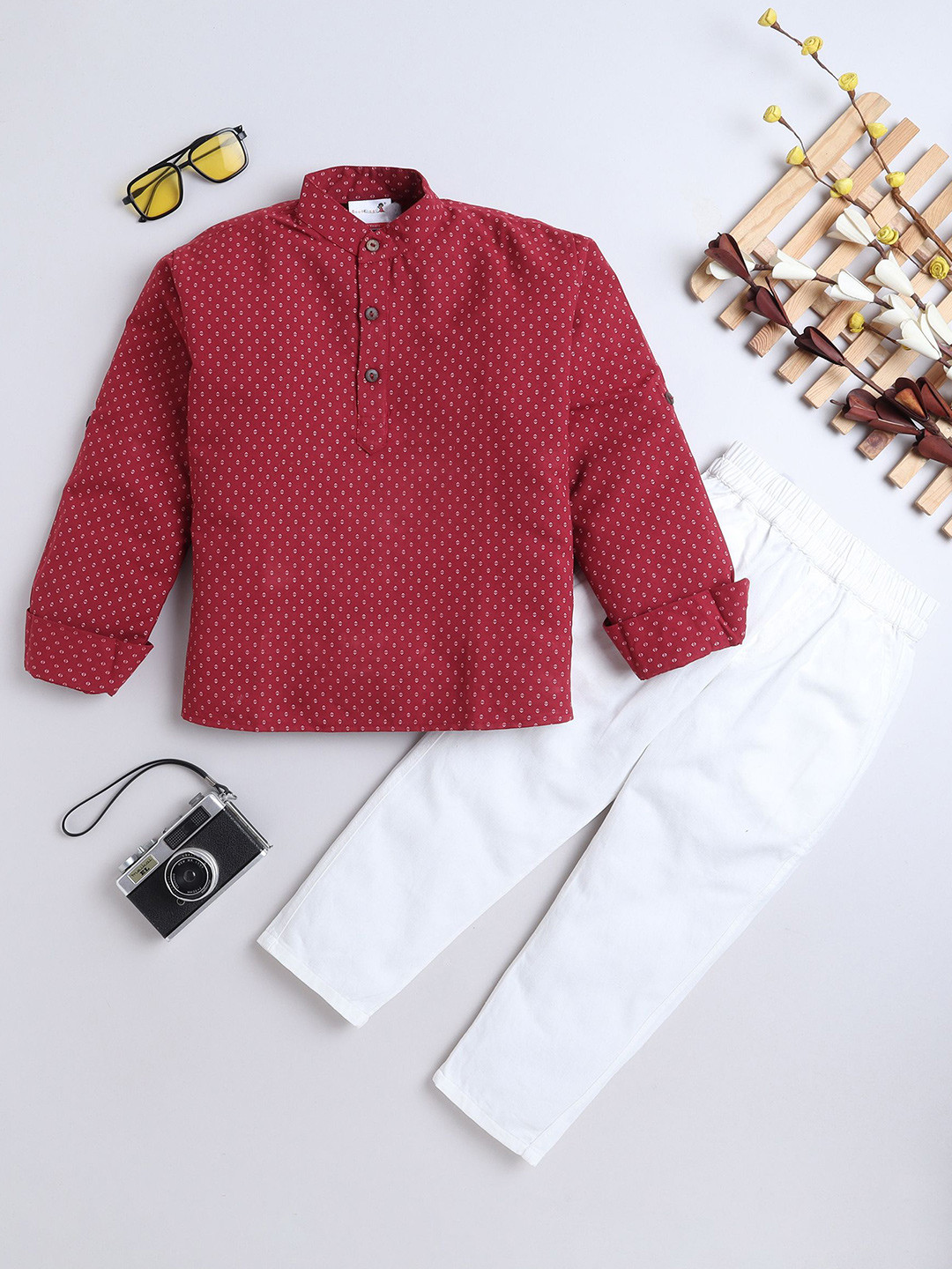 

BAATCHEET Boys Printed Cotton Shirt with Trousers, Red