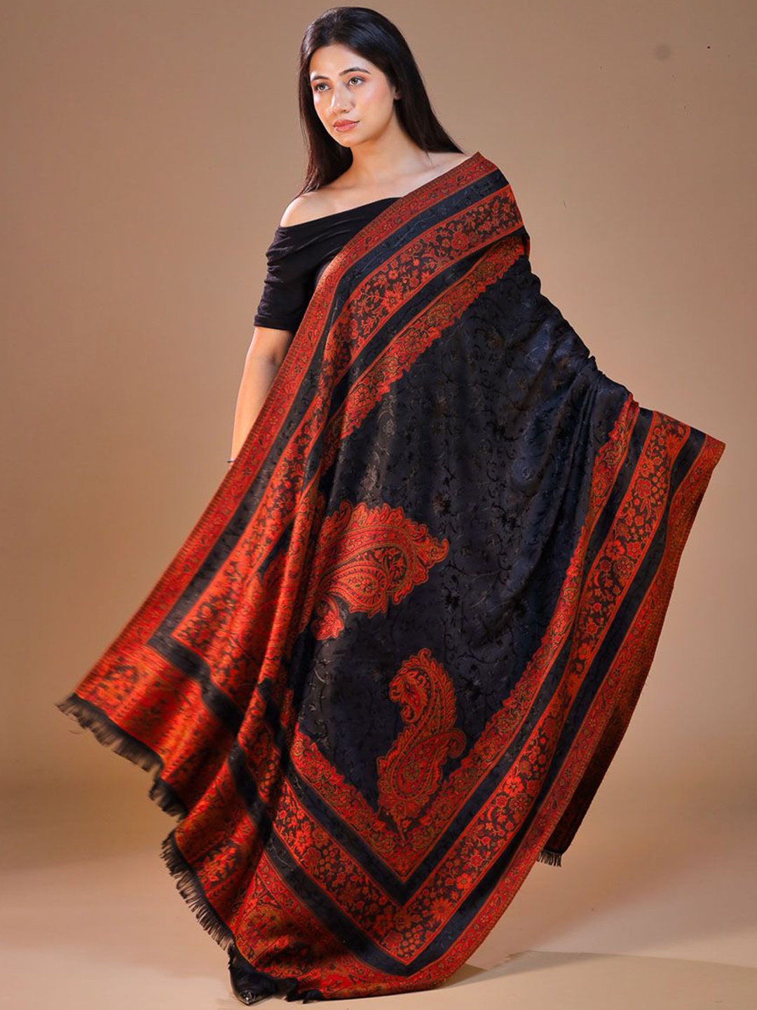 

SWI Stylish Ethnic Motifs Woven Design Jamawar Shawl, Black