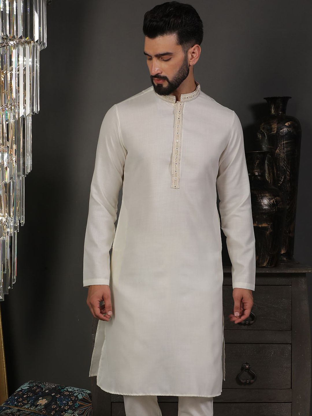 

DEYANN Mirror Work Mandarin Collar Straight Kurta, Off white