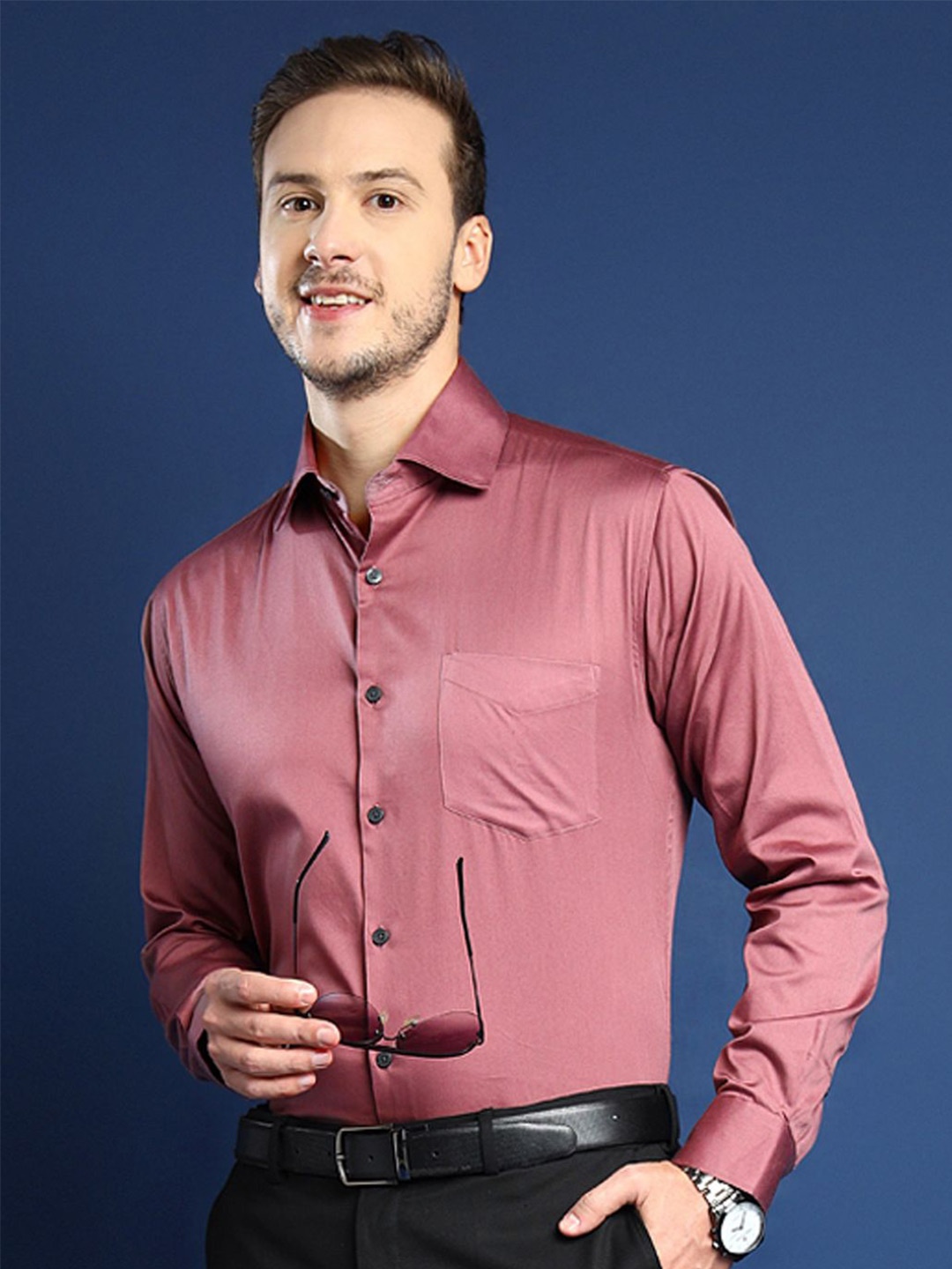 

Hancock Men Spread Collar Solid Cotton Slim Fit Formal Shirt, Mauve