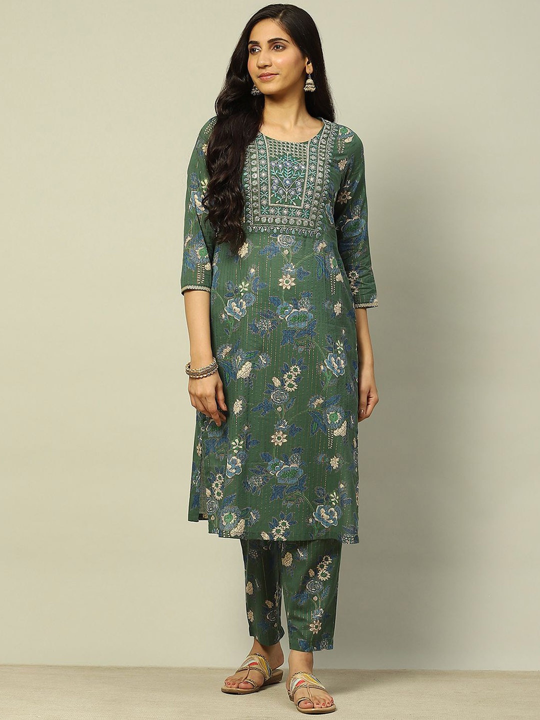 

Rangriti Ethnic Motifs Printed Thread Work Straight Kurta With Palazzos & Dupatta, Green