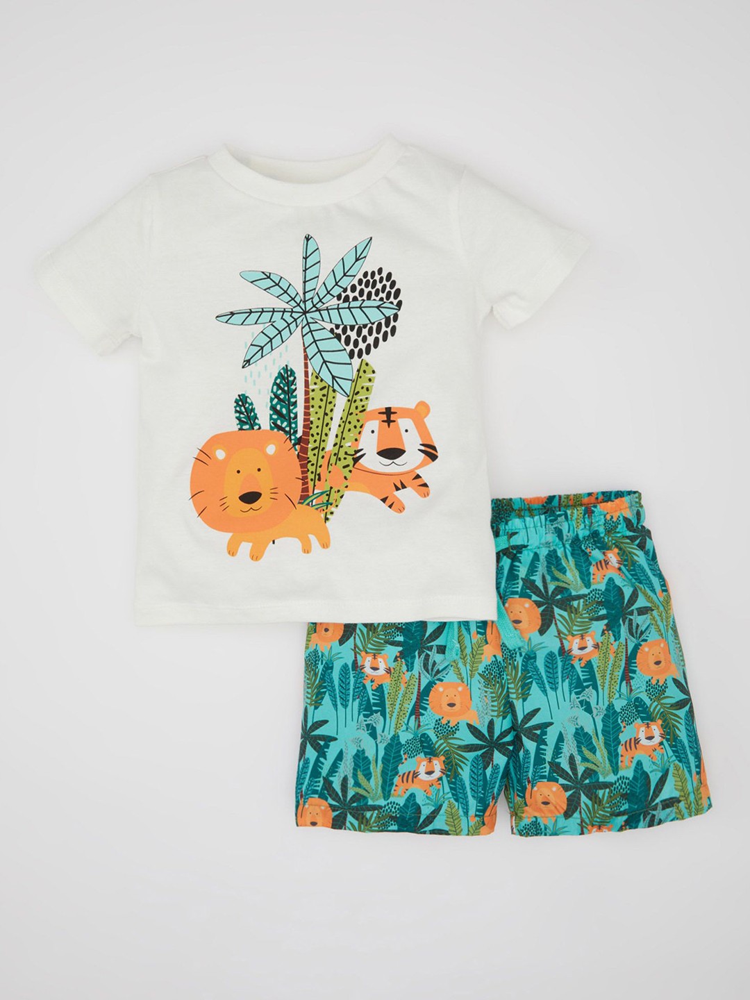 

DeFacto Boys Graphic Printed Round Neck T-shirt With Shorts, Green