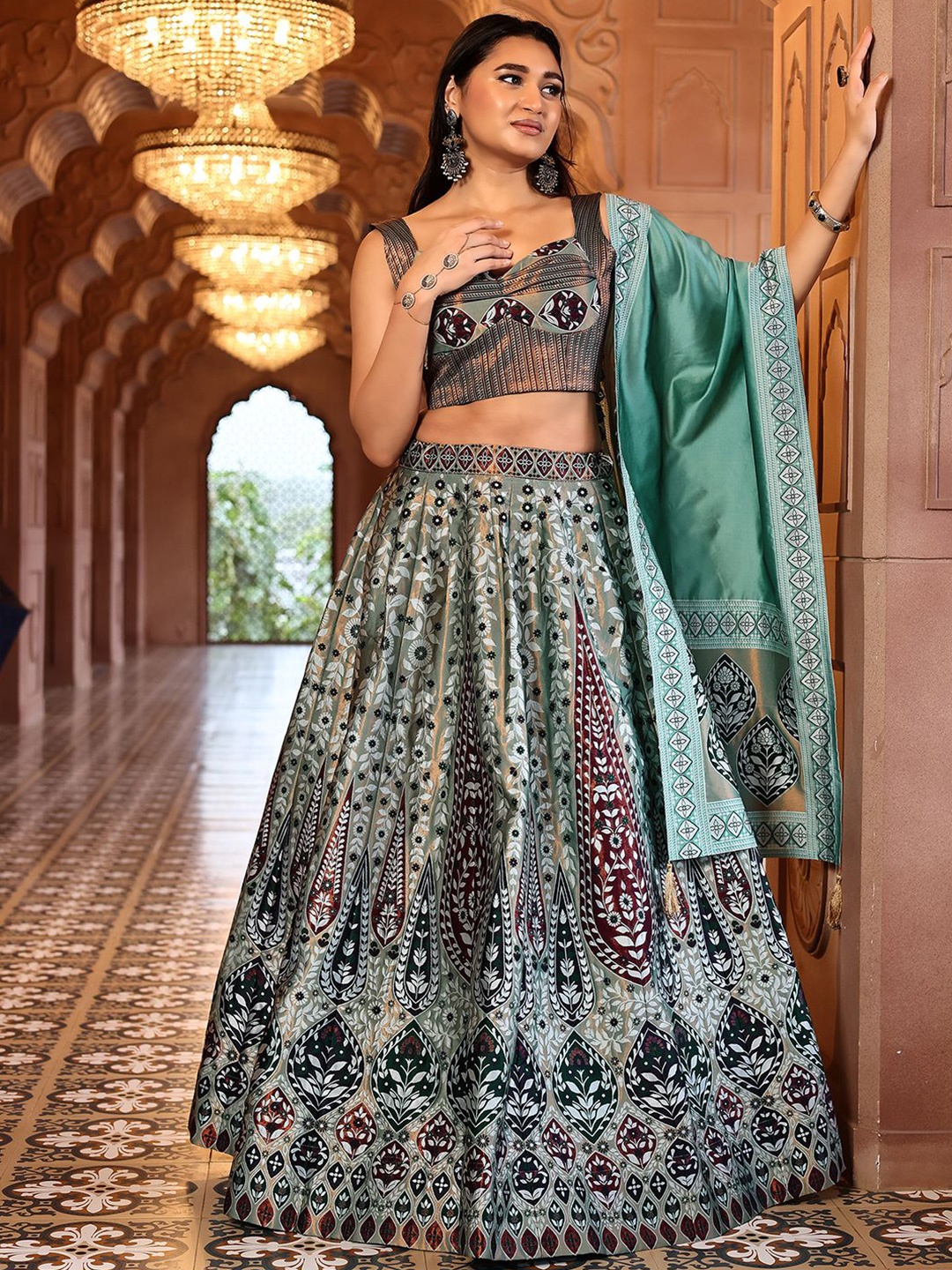 

PURVAJA Ready to Wear Lehenga & Unstitched Blouse With Dupatta, Sea green