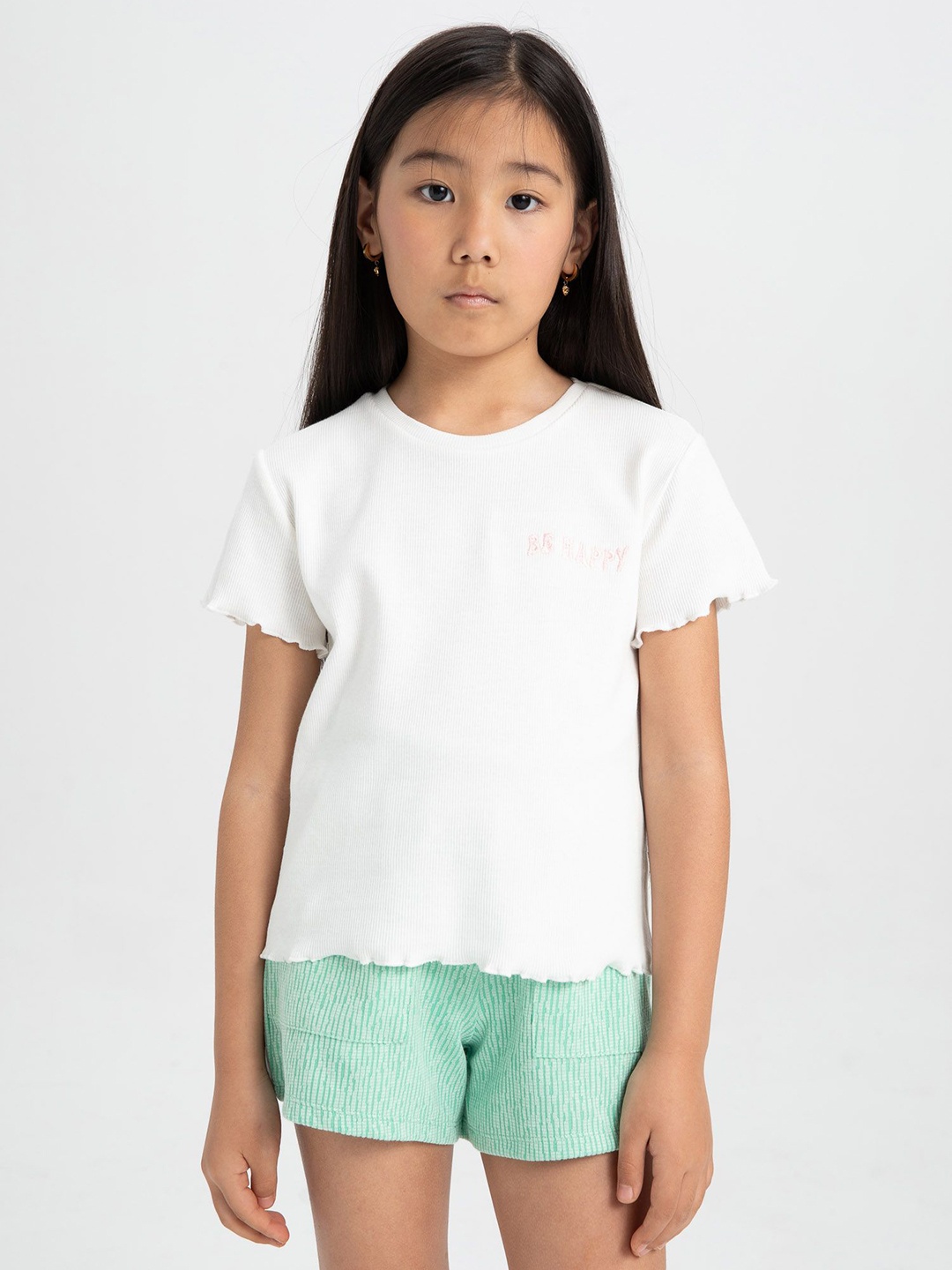 

DeFacto Girls Solid Round Neck Cotton T-shirt, White