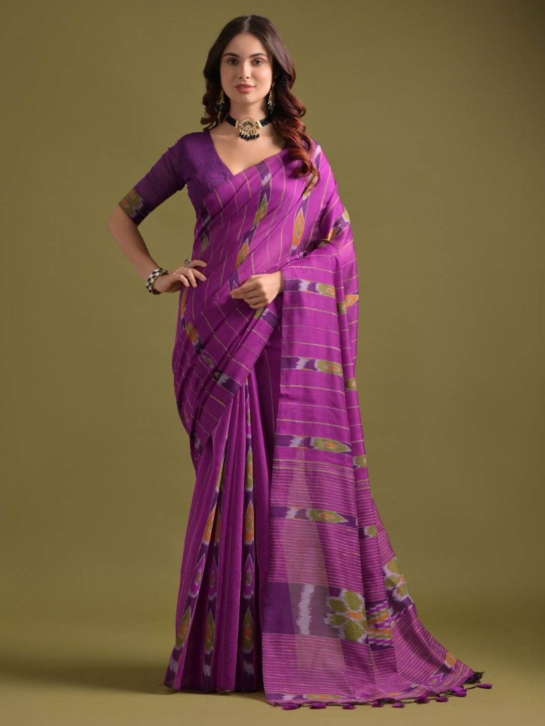

VISHNU WEAVES Striped Pure Cotton Ikat Saree, Pink