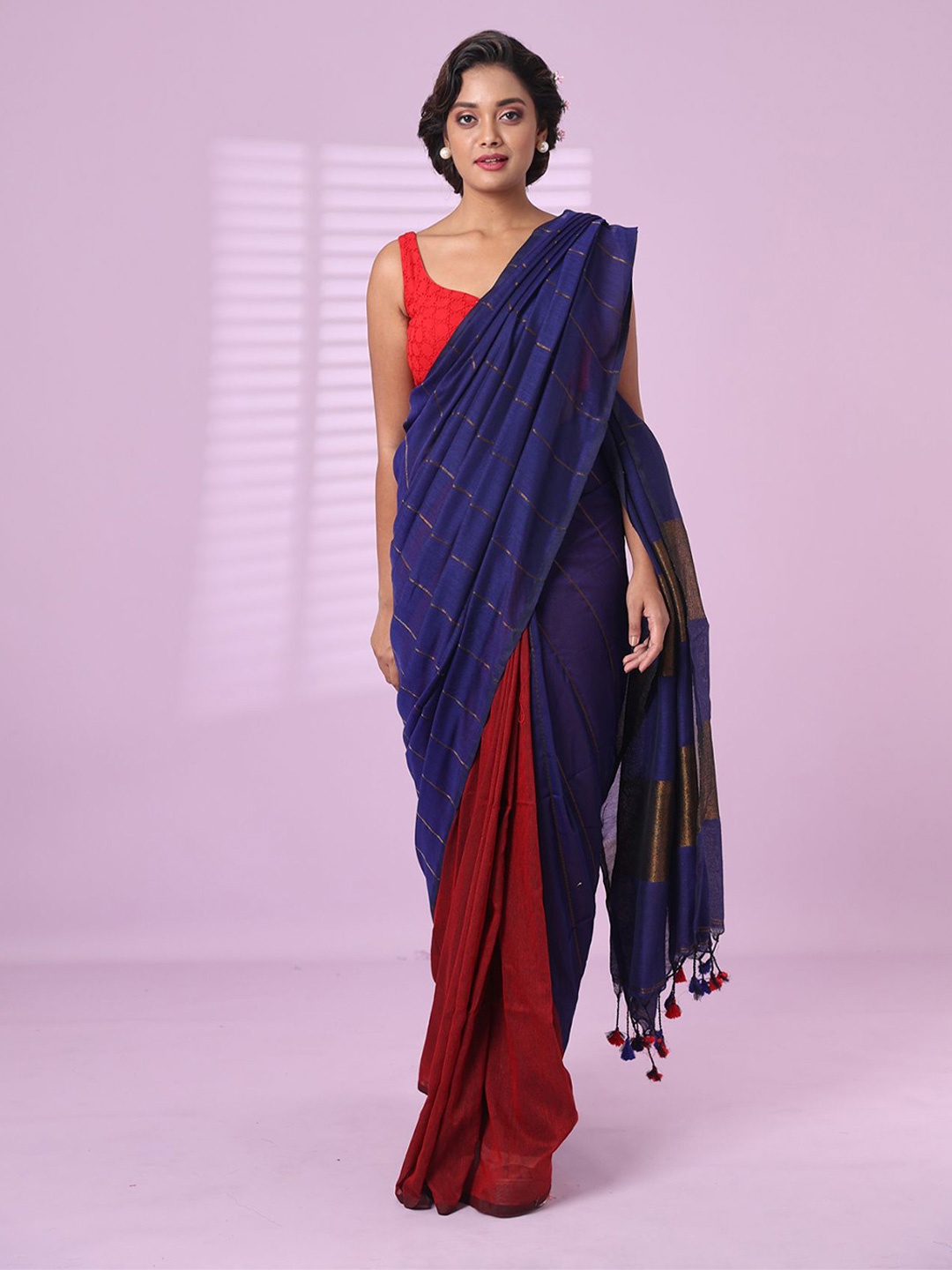 

Charukriti Striped Pure Cotton Saree, Blue