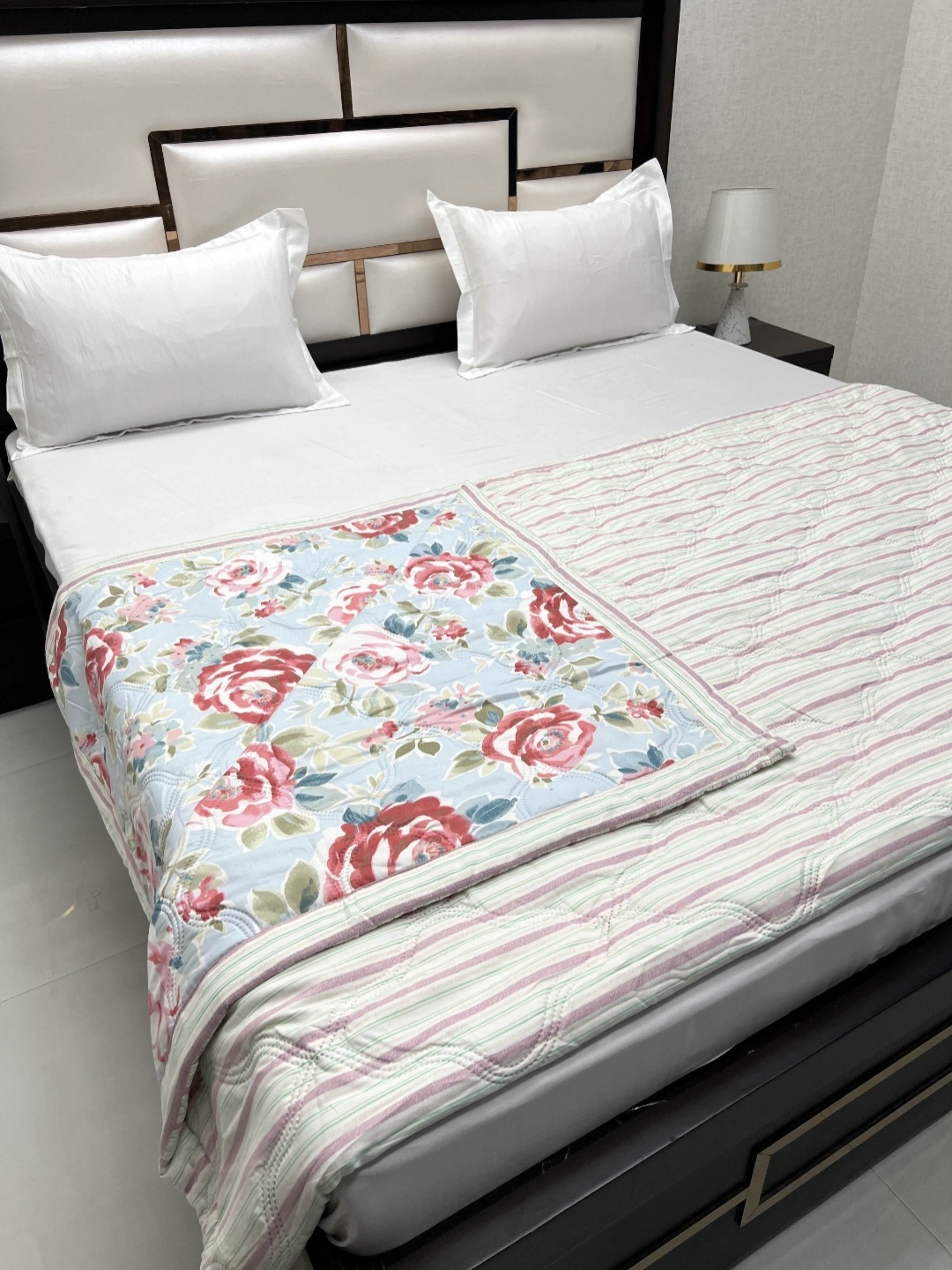 

Pure Decor Blue & Pink Floral AC Room 200 GSM Double Bed Comforter