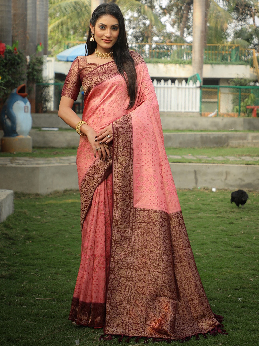 

Anaita Woven Design Traditional Pure Silk Kanjeevaram Saree With Zari, Peach