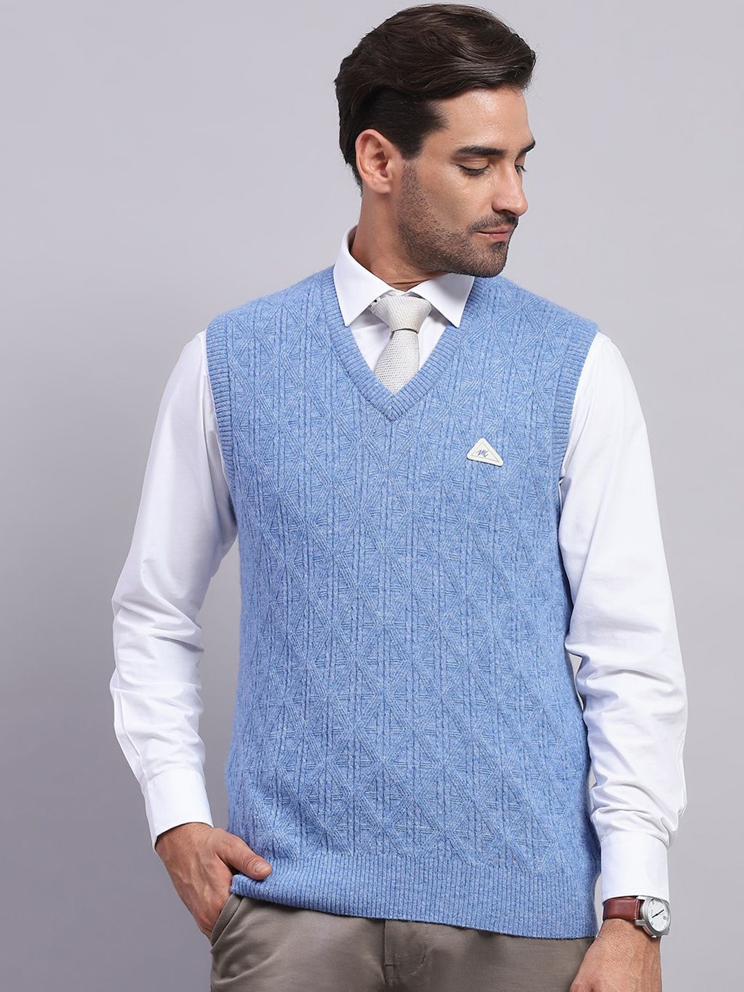 

Monte Carlo Men Self Design Sweater Vest, Blue