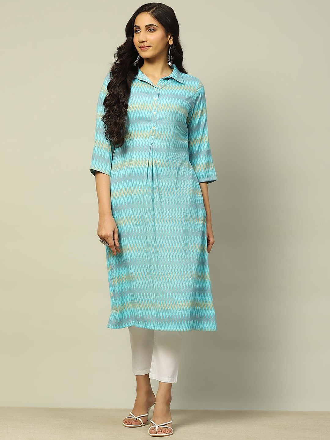 

Rangriti Chevron Printed Straight Kurta, Blue