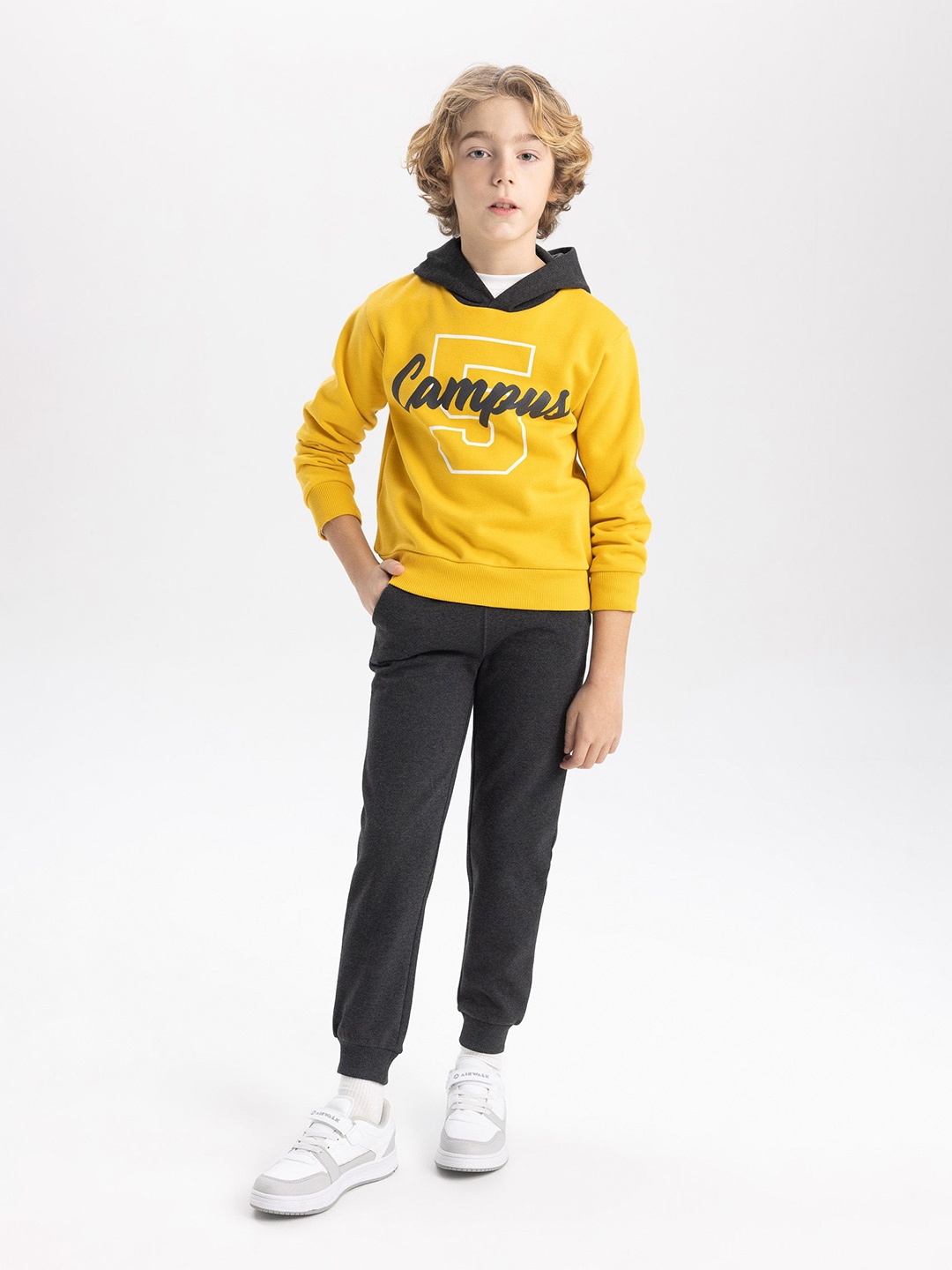 

DeFacto Boys Printed Sweatshirt With Joggers, Yellow