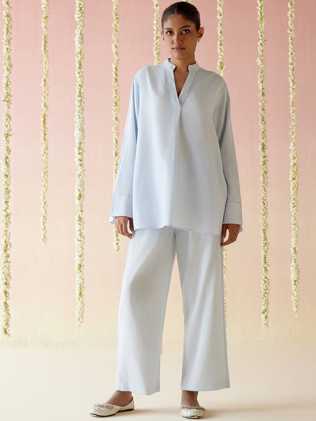 

NERO Embroidered Khadi Tunic With Trouser, Blue