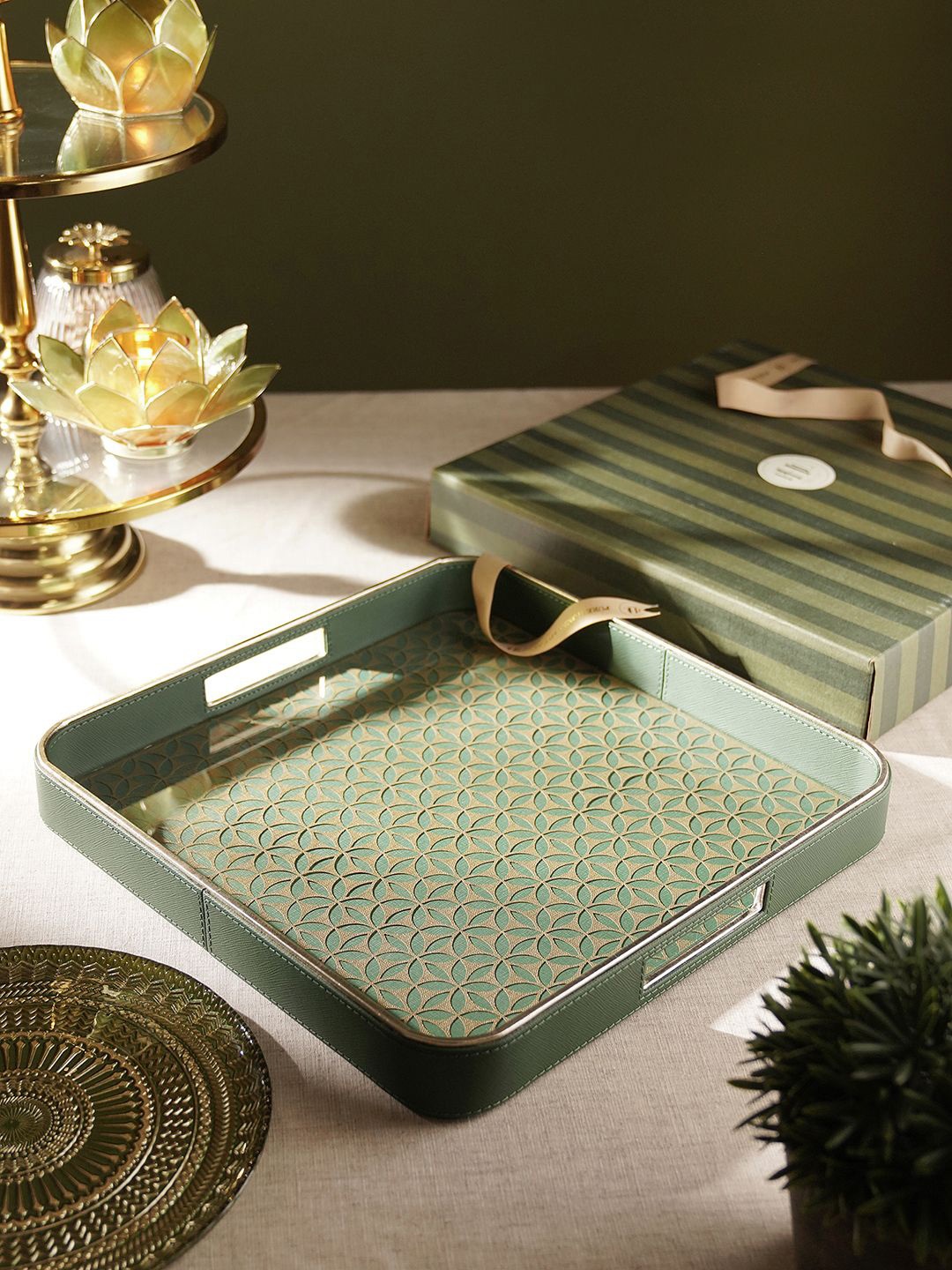 

Pure Home and Living Green Printed Glass & Faux Leather Serving Tray