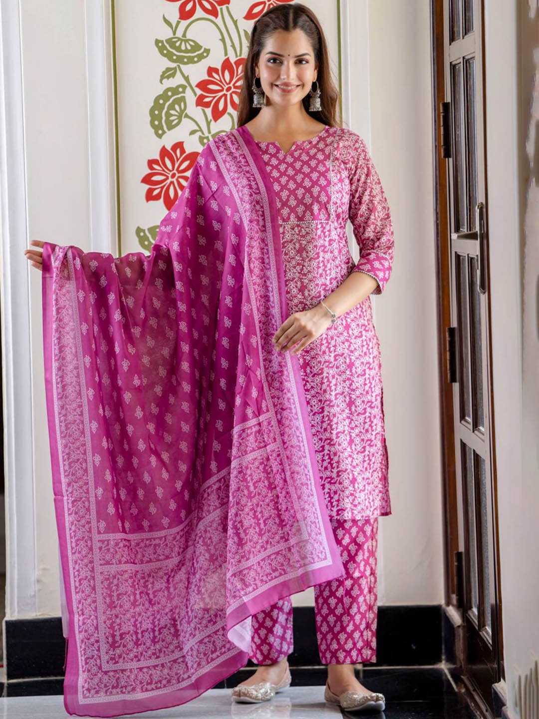 

Anouk Purple Floral Printed Straight Kurta With Trouser & Dupatta