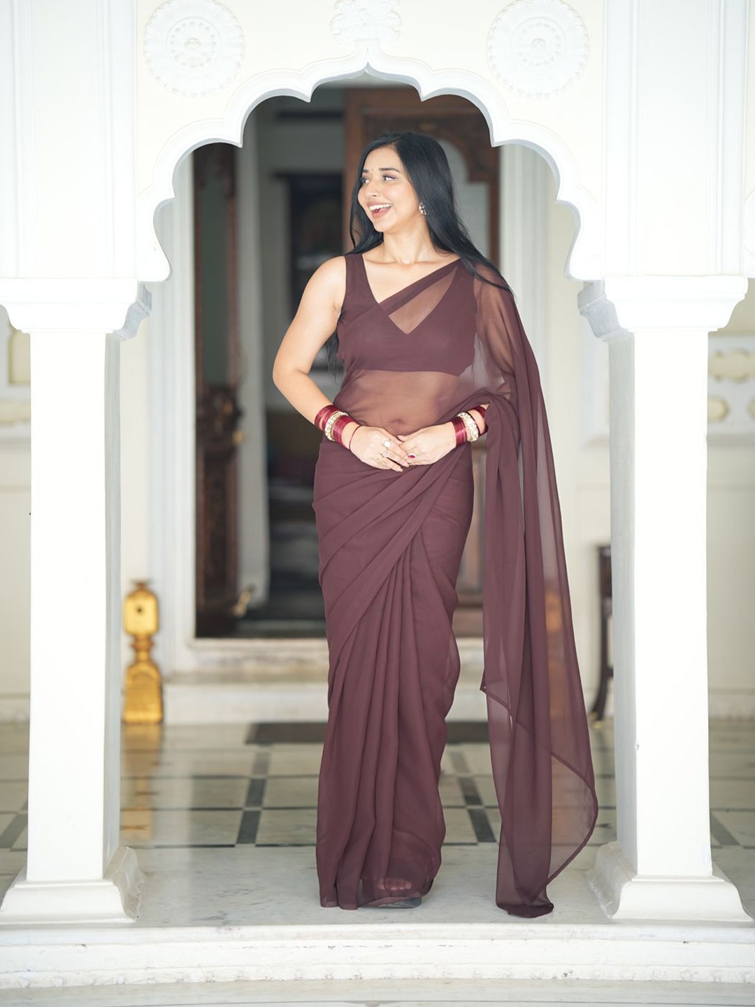 

HANDMADELOVE Solid Ready to Wear Saree, Brown