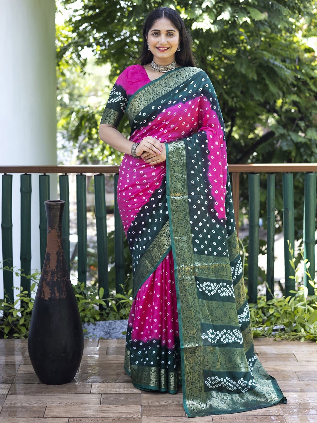 

Anaita Bandhani Zari Pure Silk Bandhani Saree, Pink