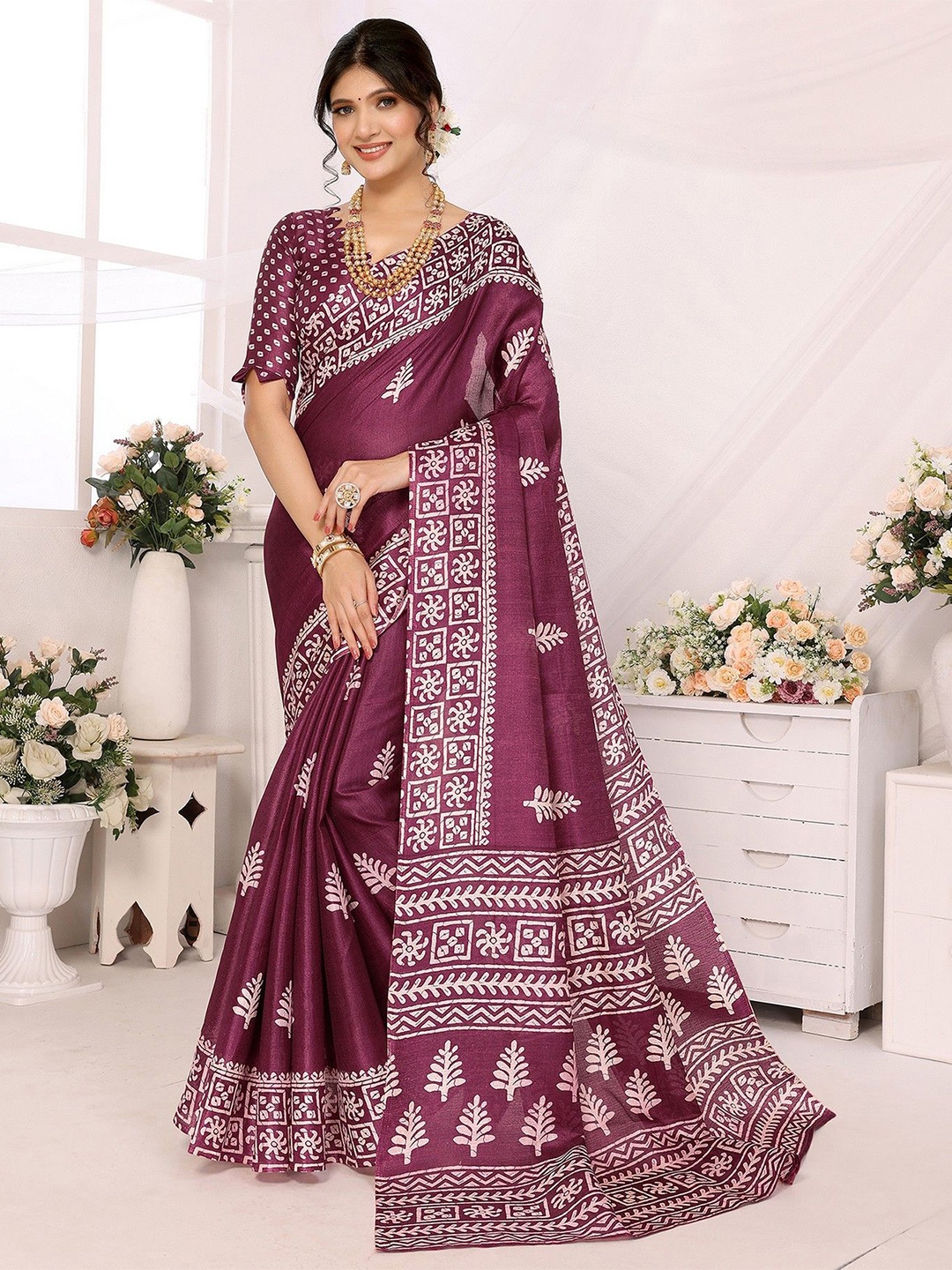 

KALINI Ethnic Motifs Printed Saree, Purple