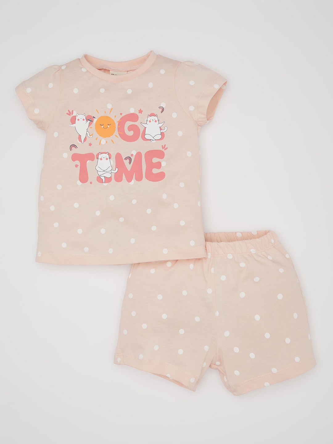 

DeFacto Girls Printed Pure Cotton Night suit, Peach