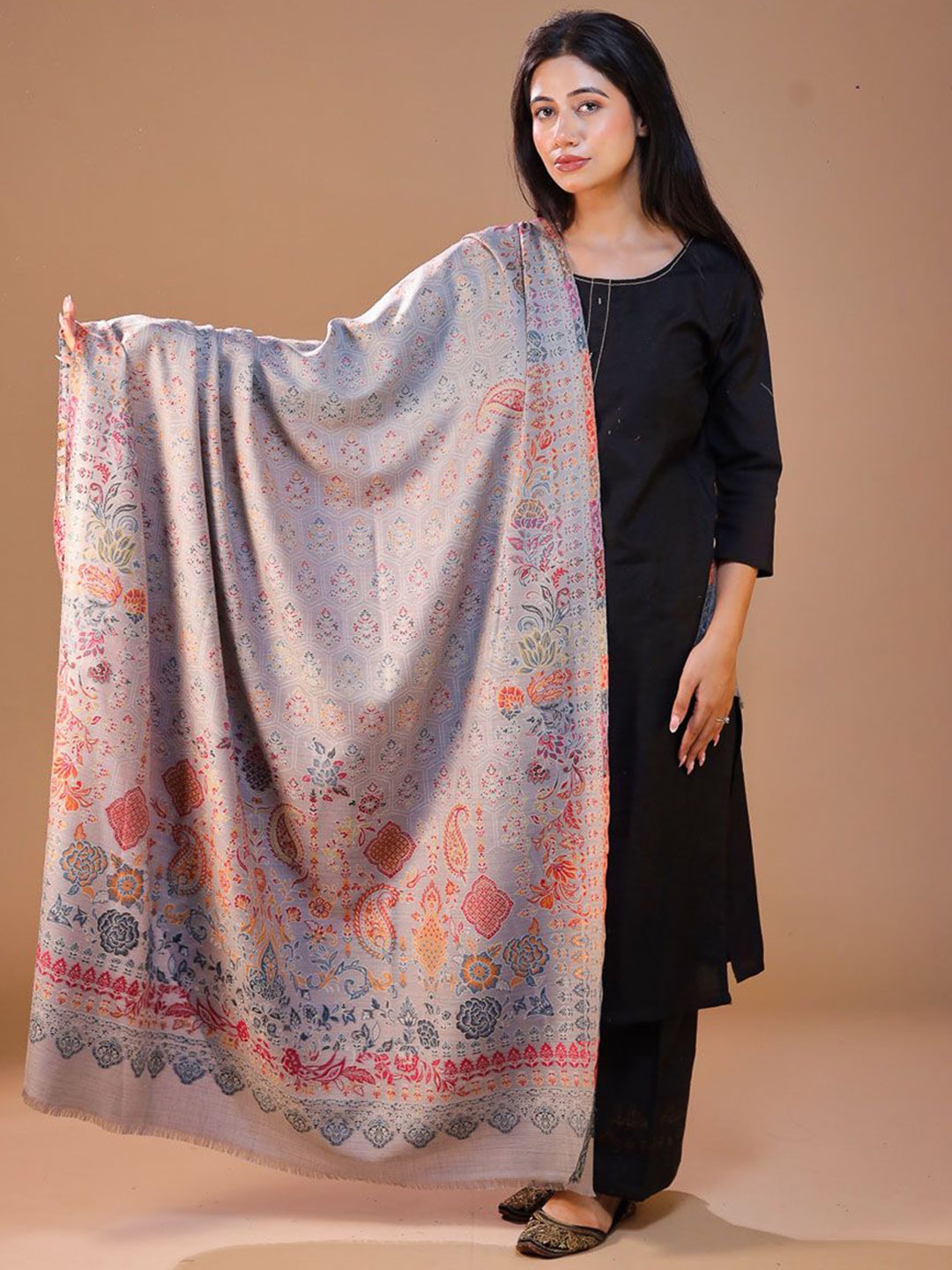 

SWI Stylish Ethnic Motifs Woven Design Kani Shawl, Grey