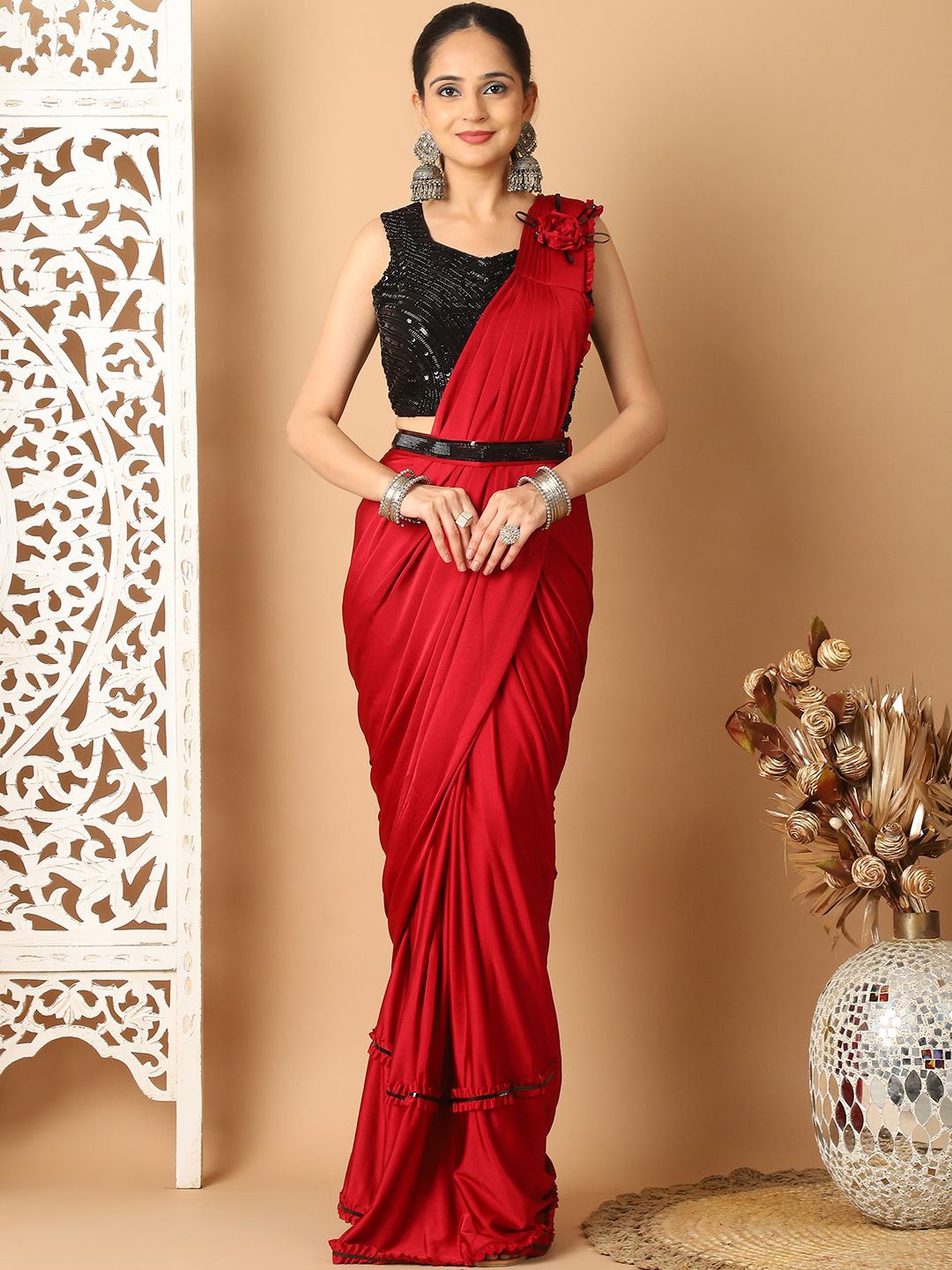 

Grancy Lycra Saree with Stitched Blouse, Red