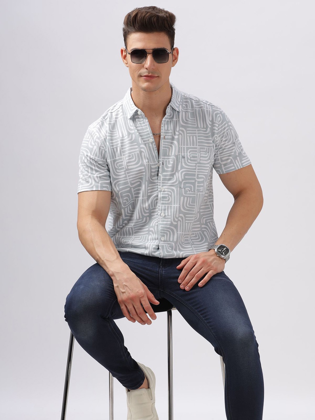 

BULLMER Men Standard Spread Collar Graphic Printed Cotton Casual Shirt, Grey